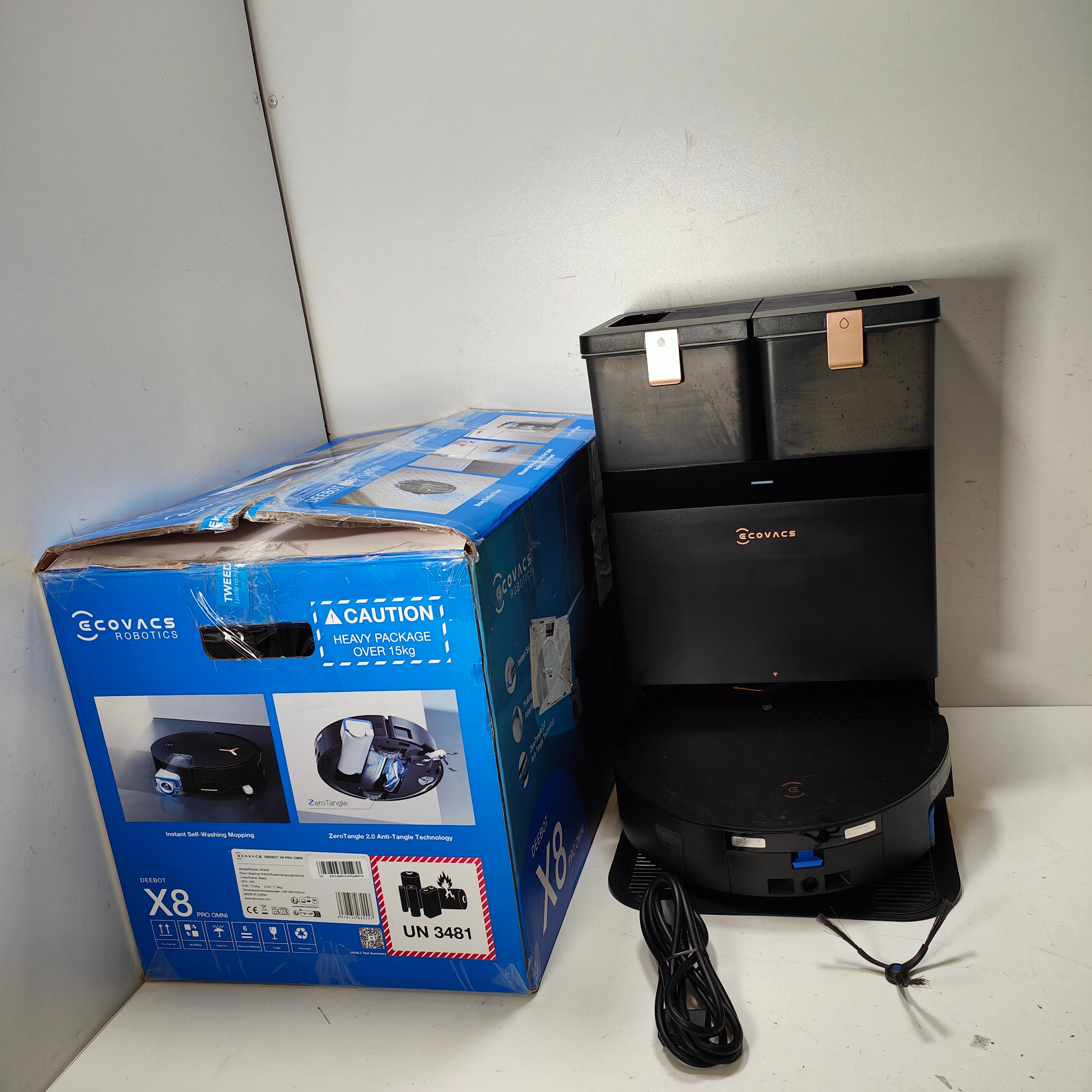 Ecovacs Deebot X8 Pro OMNI Black