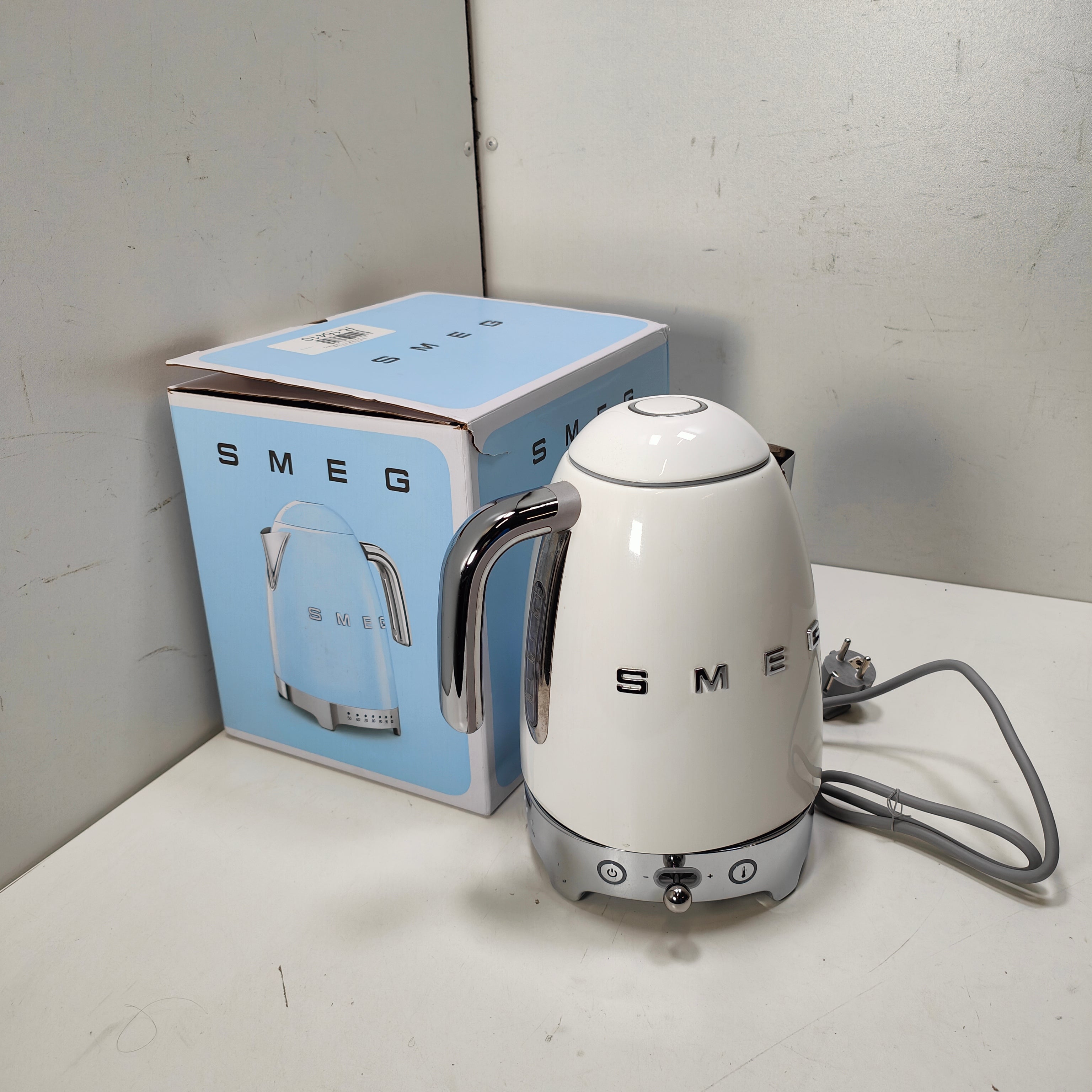 SMEG KLF04CREU Creme
