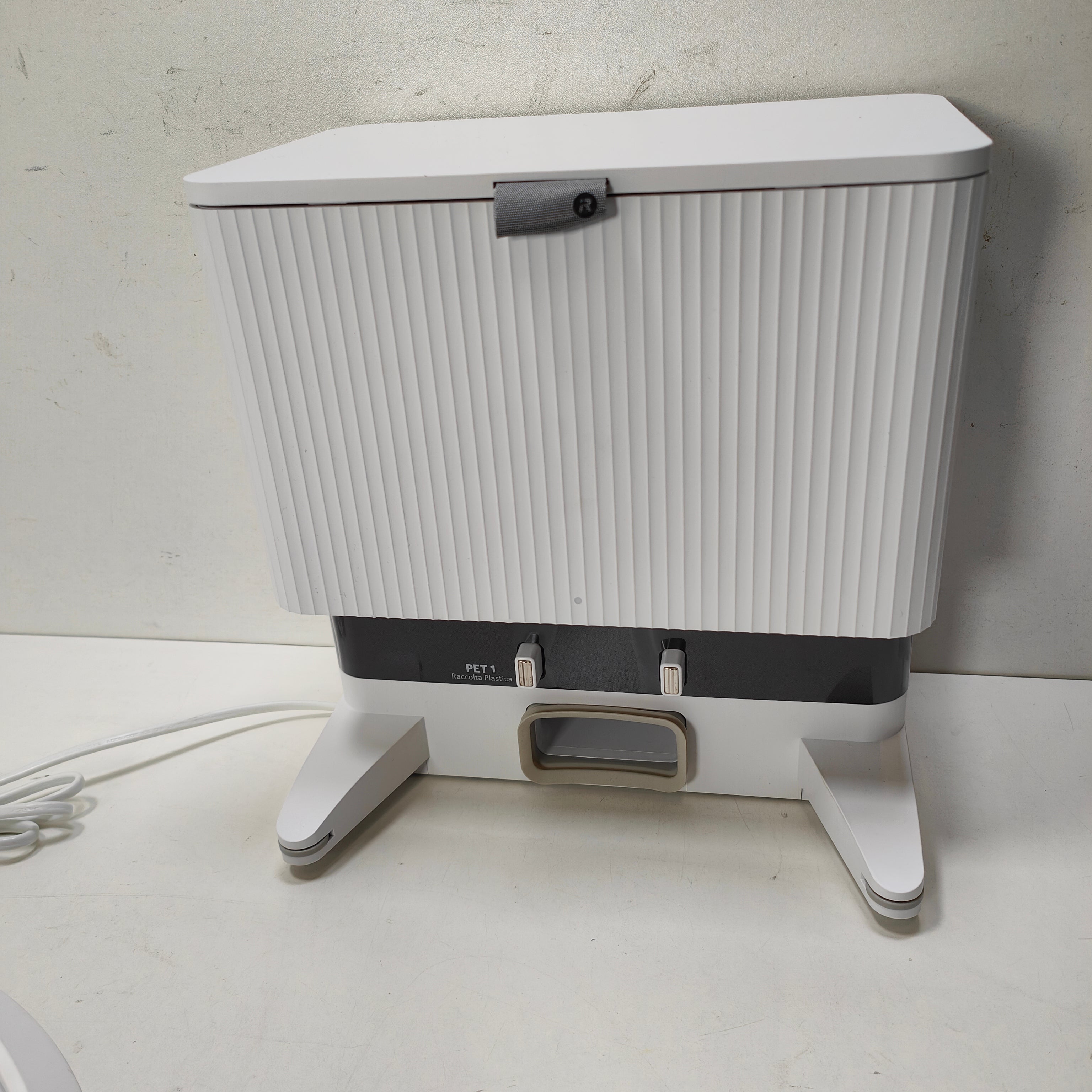 iRobot Roomba Combo Essential Y011240