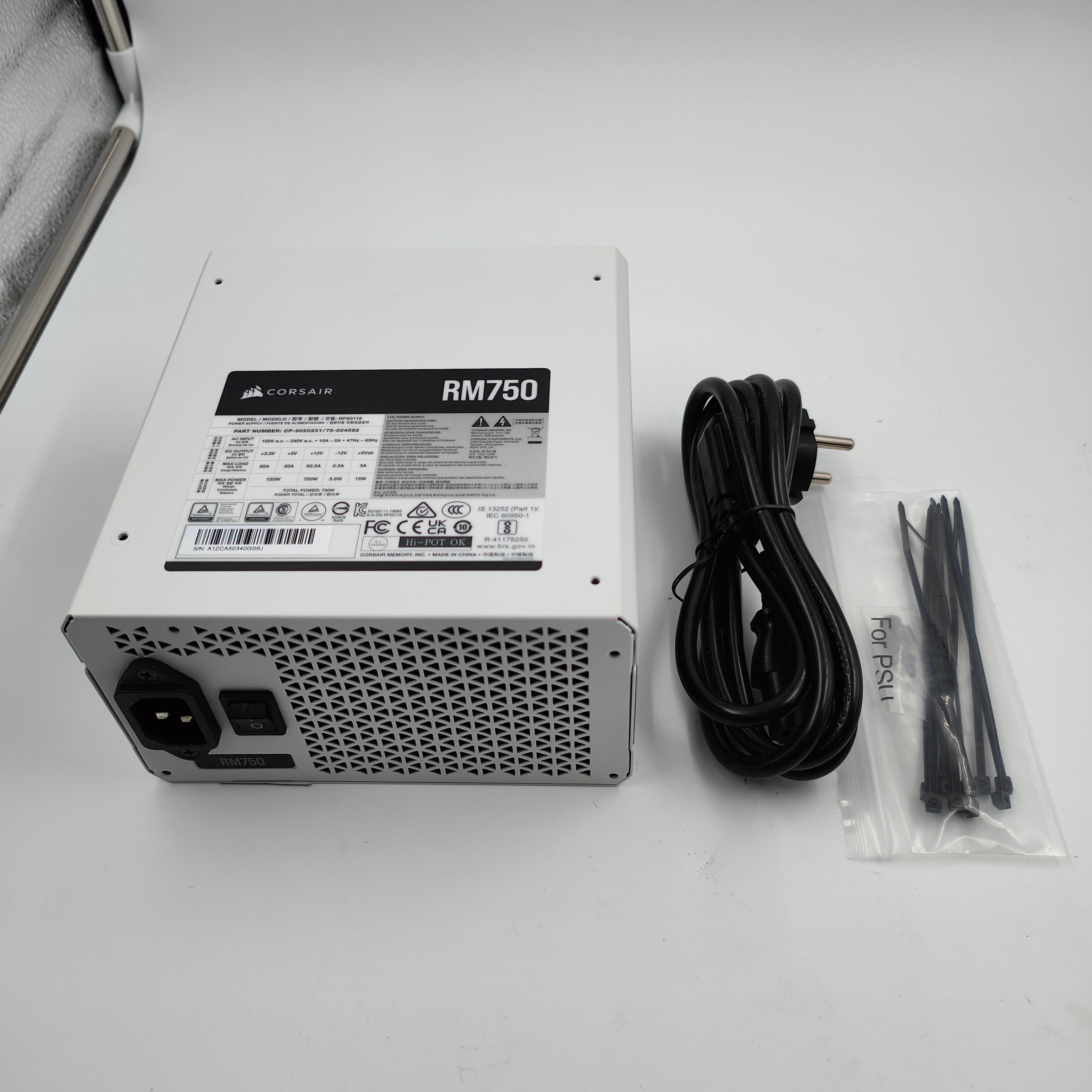 Corsair RM750 (2025) White