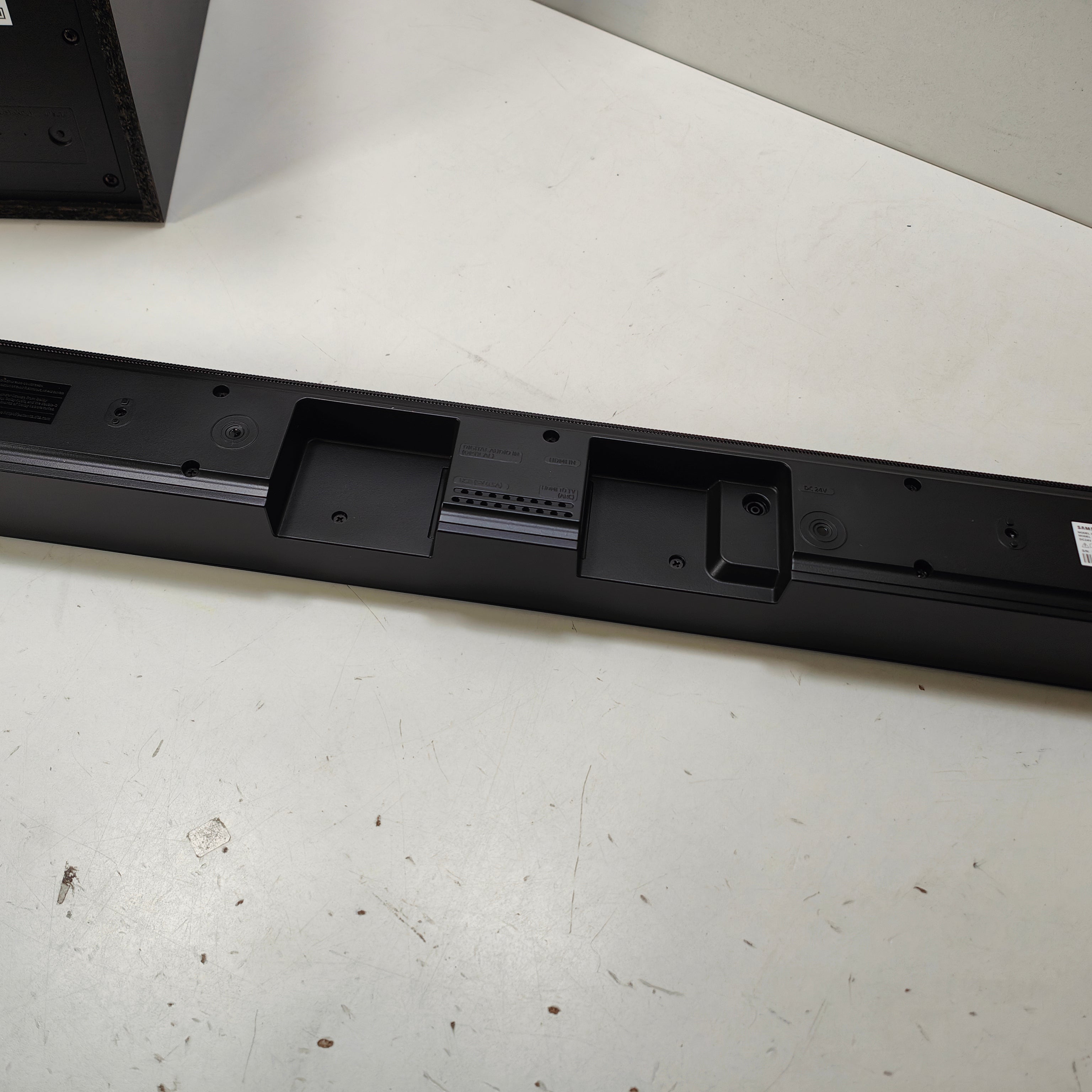 Samsung HW-B530 (2022)