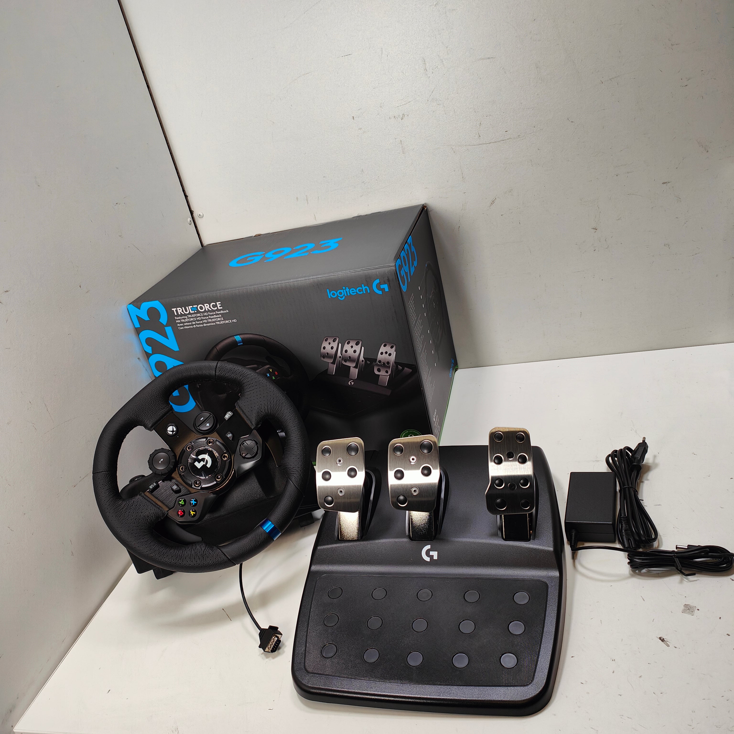 Logitech G G923 TRUEFORCE - Racestuur met Force Feedback voor Xbox Series X|S, Xbox One & PC