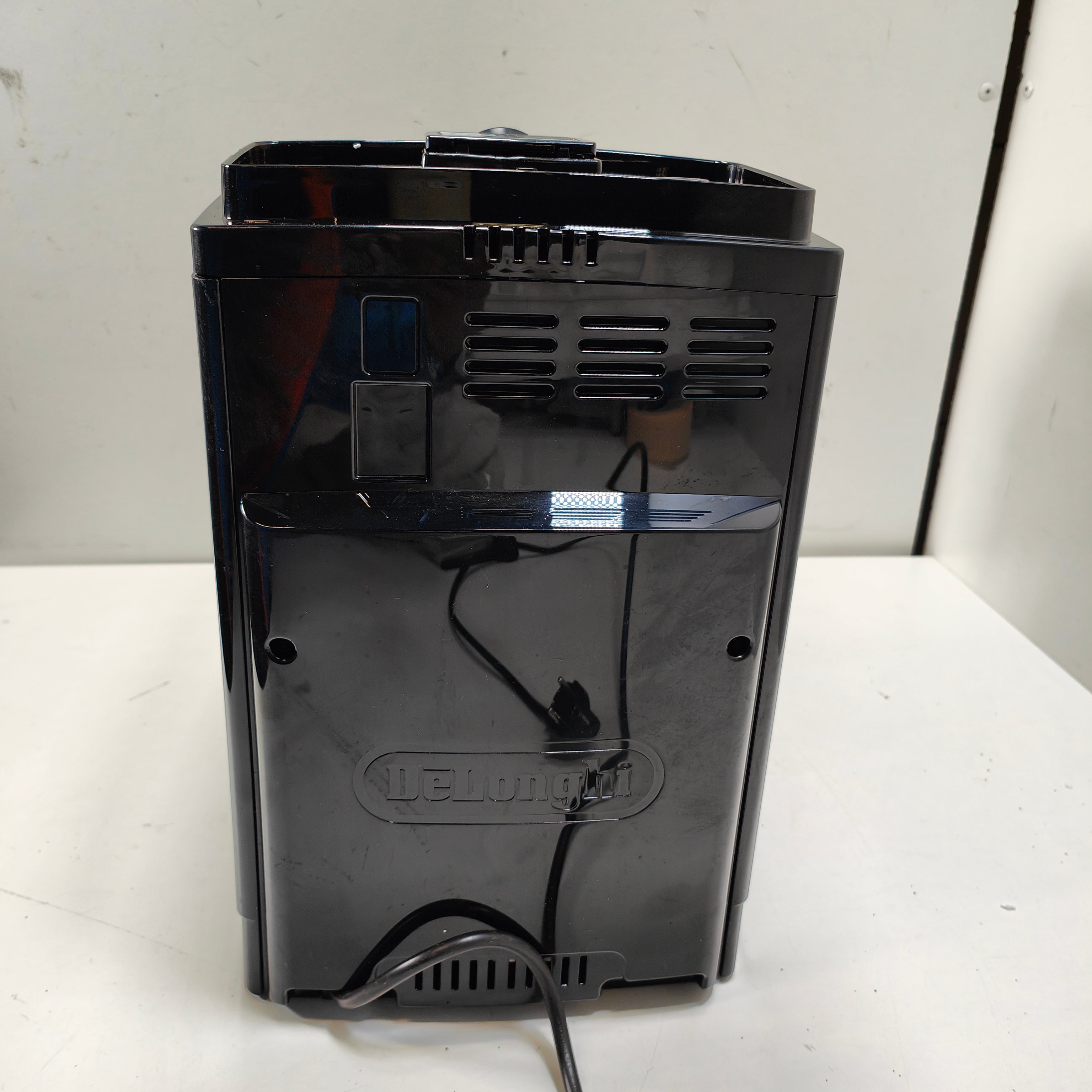 DeLonghi ECAM 21.117.B Magnifica S