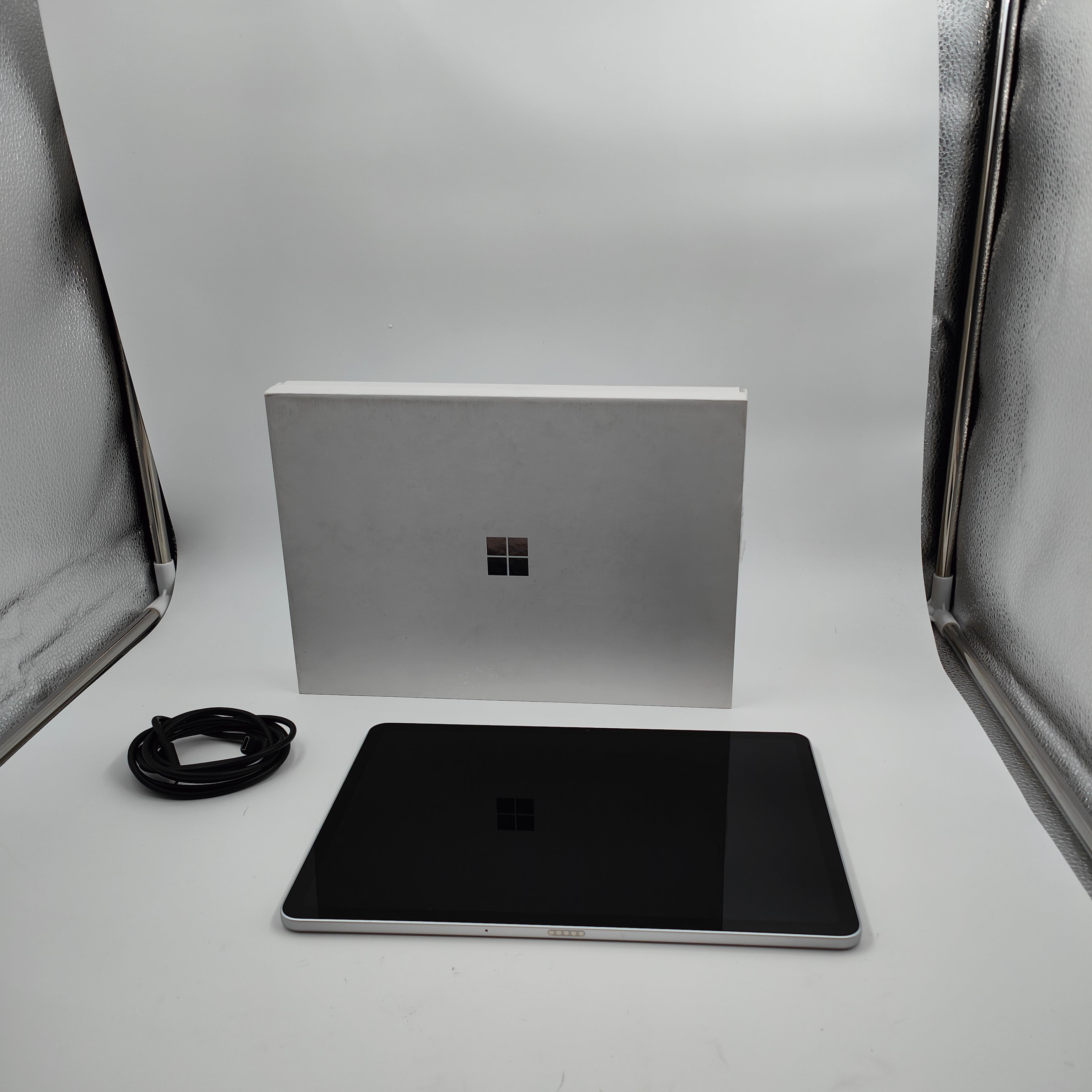 Microsoft Surface Pro Copilot+ PC OLED Snapdragon X Elite / 16GB / 512GB Platinum
