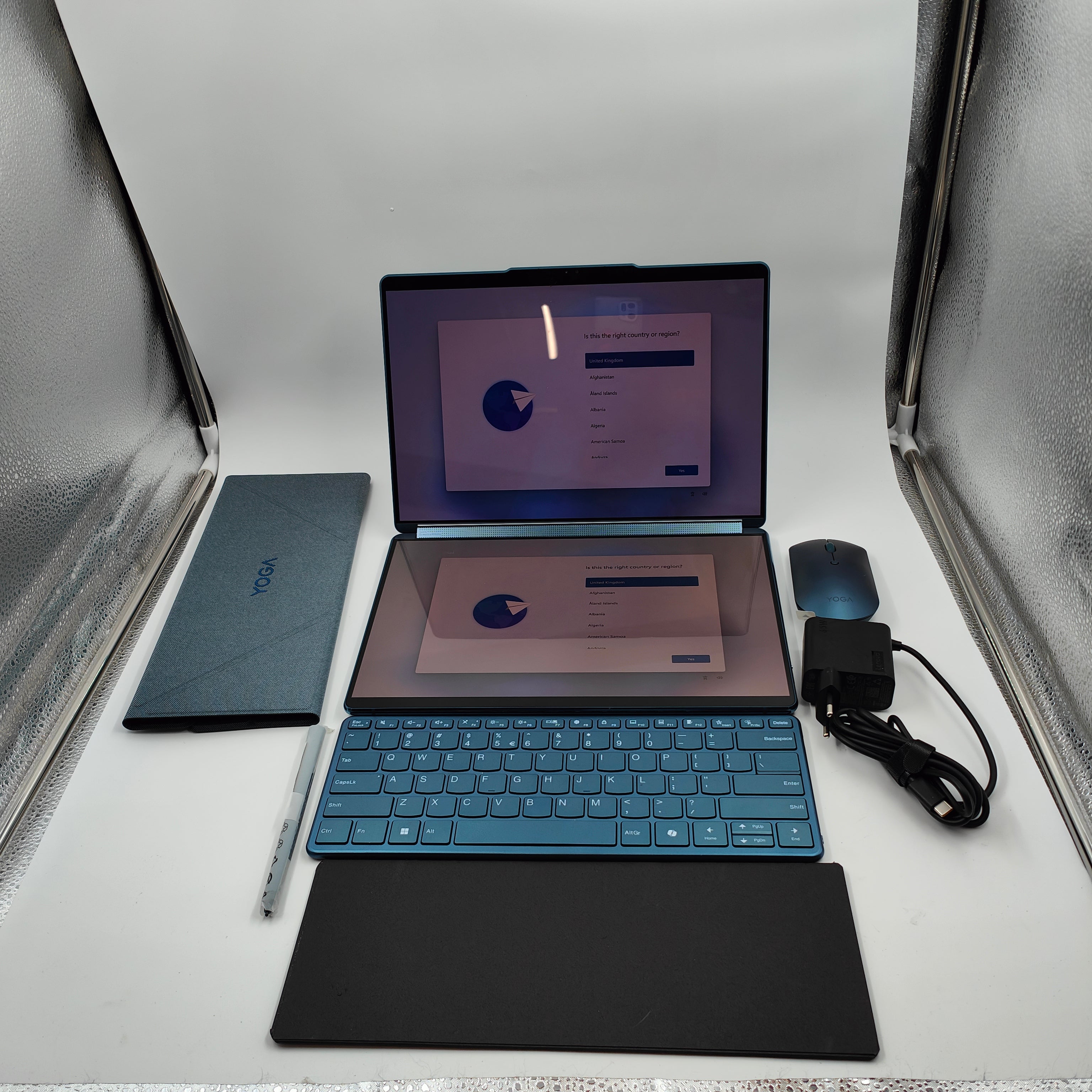 Lenovo Yoga Book 9 83FF002WMH QWERTY