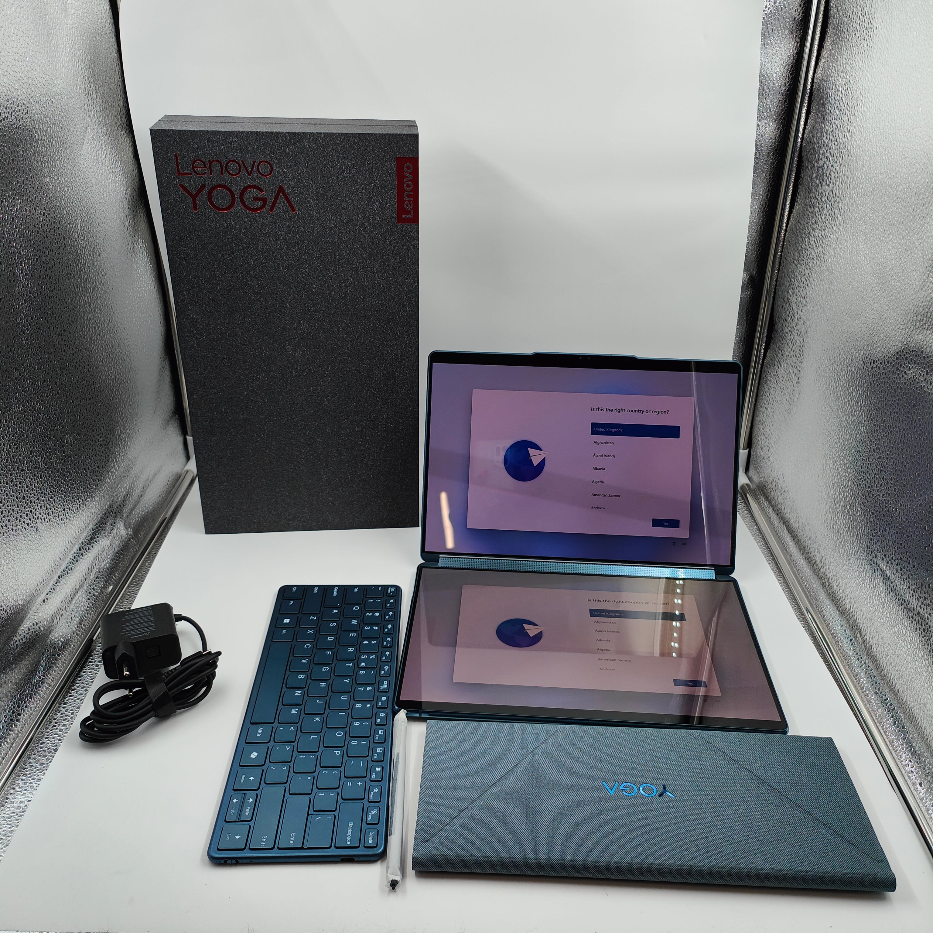 Lenovo Yoga Book 9 83FF002WMH QWERTY