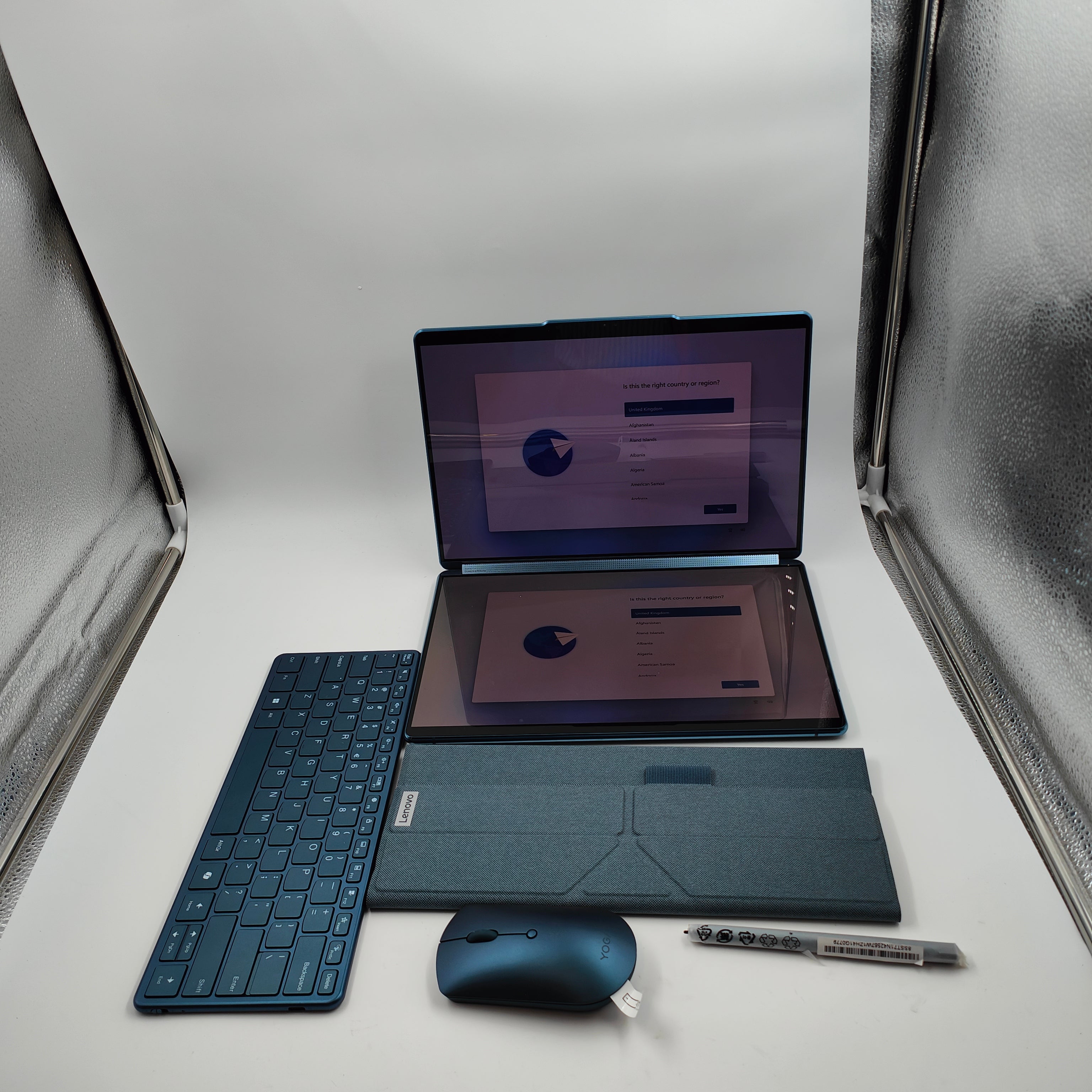 Lenovo Yoga Book 9 83FF002WMH QWERTY