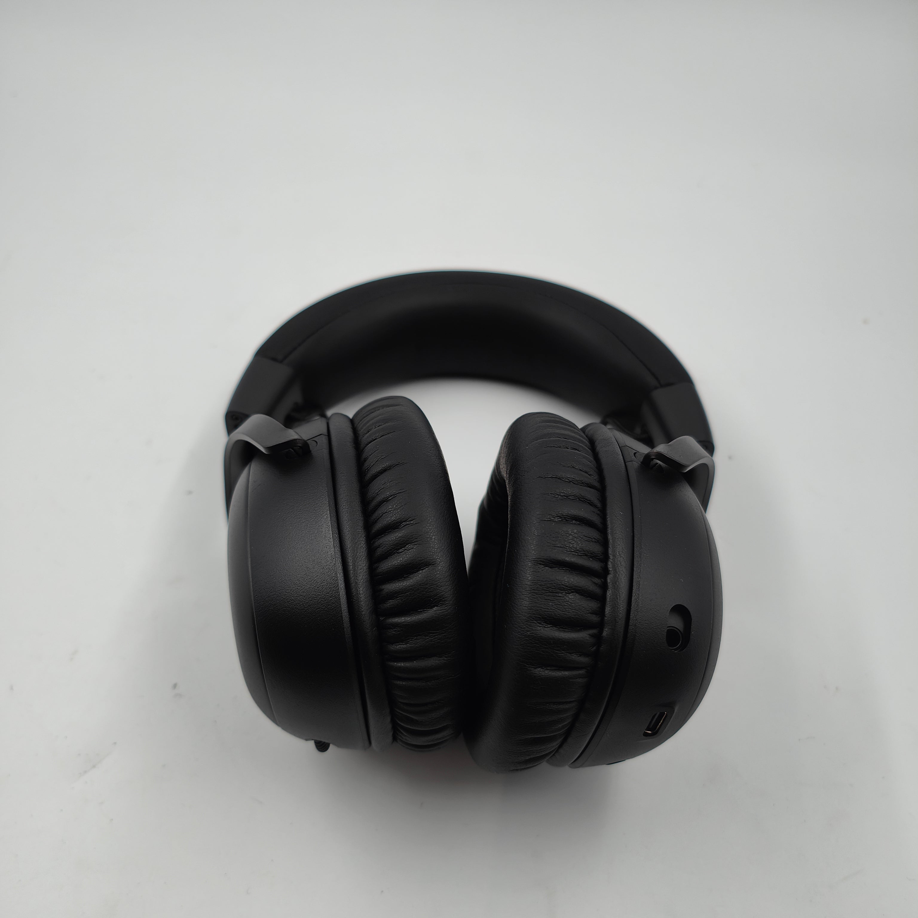 HyperX Cloud III Wireless Gaming Headset - Zwart/Rood(PC, PS5, PS4)