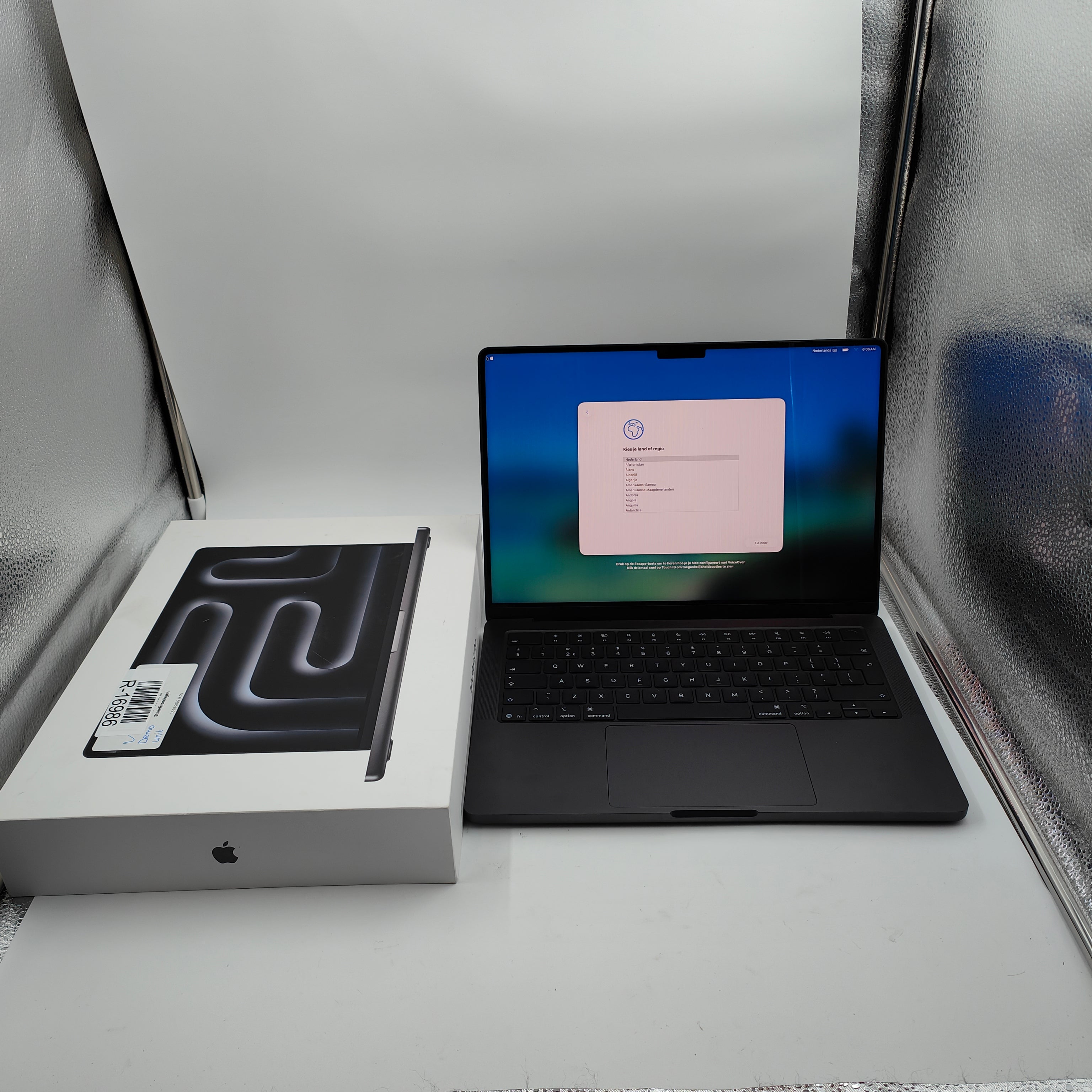 Apple MacBook Pro 14 M5 16/512GB Zwart QWERTY