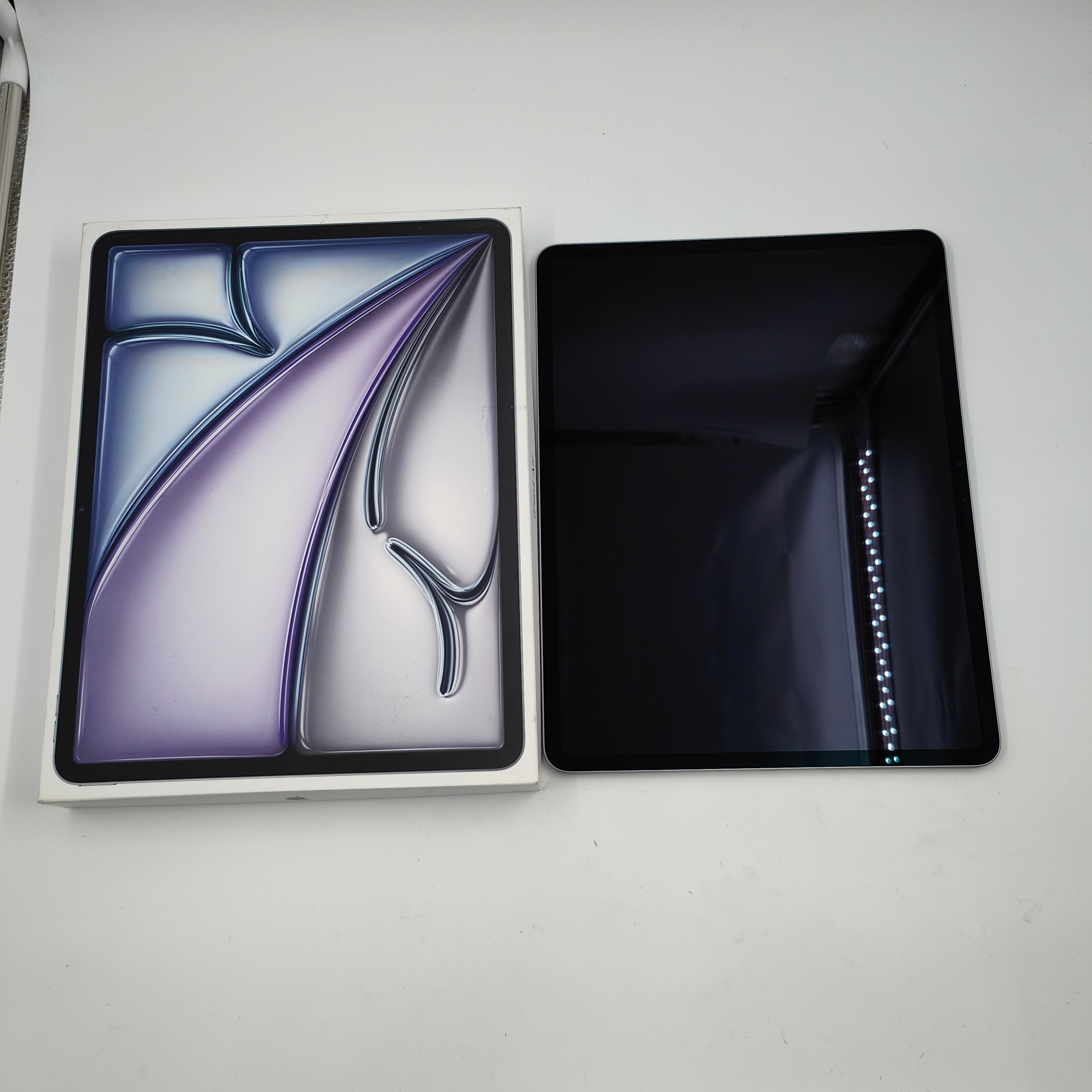 Apple 13-Zoll iPad Air Wi-Fi 128GB – Space Grau