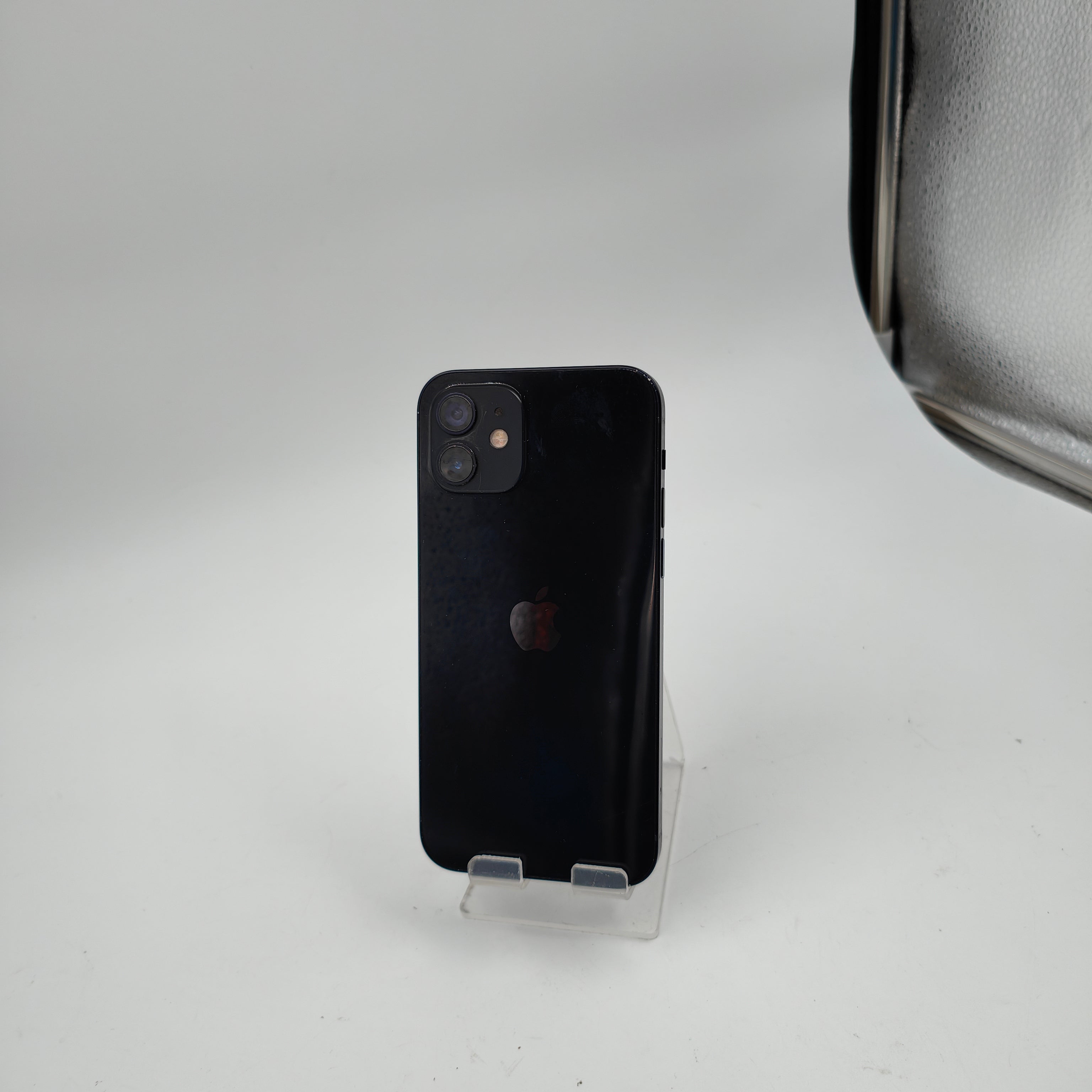 Refurbished iPhone 12 Black 128GB