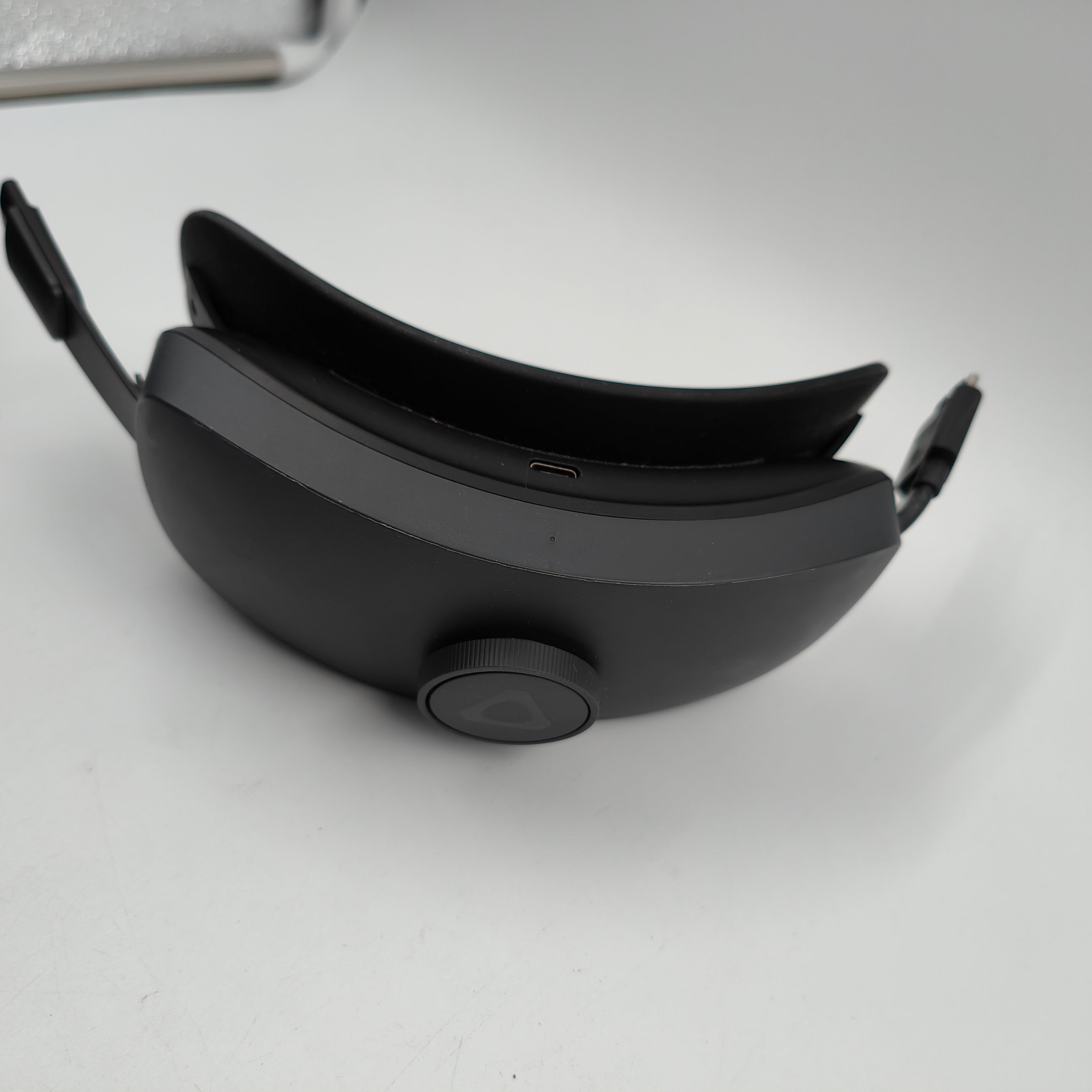 HTC VIVE XR Elite