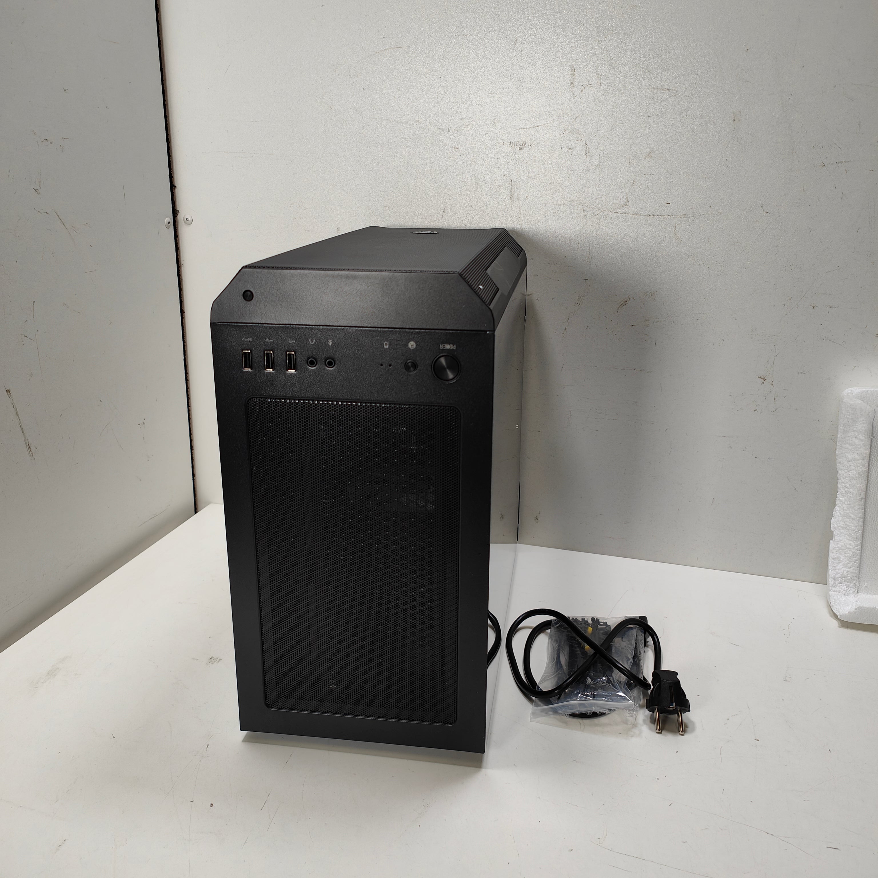 Cobalt x Propulsé par MSI - Niveau 1 - RTX 5060 - Ryzen 7 5700X