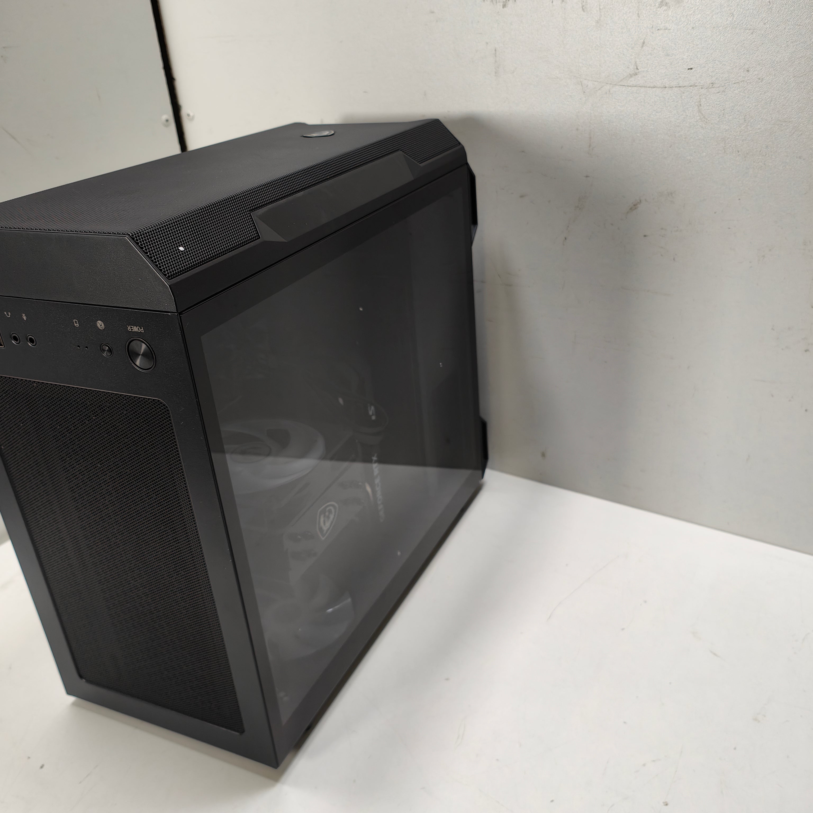 Cobalt x Propulsé par MSI - Niveau 1 - RTX 5060 - Ryzen 7 5700X