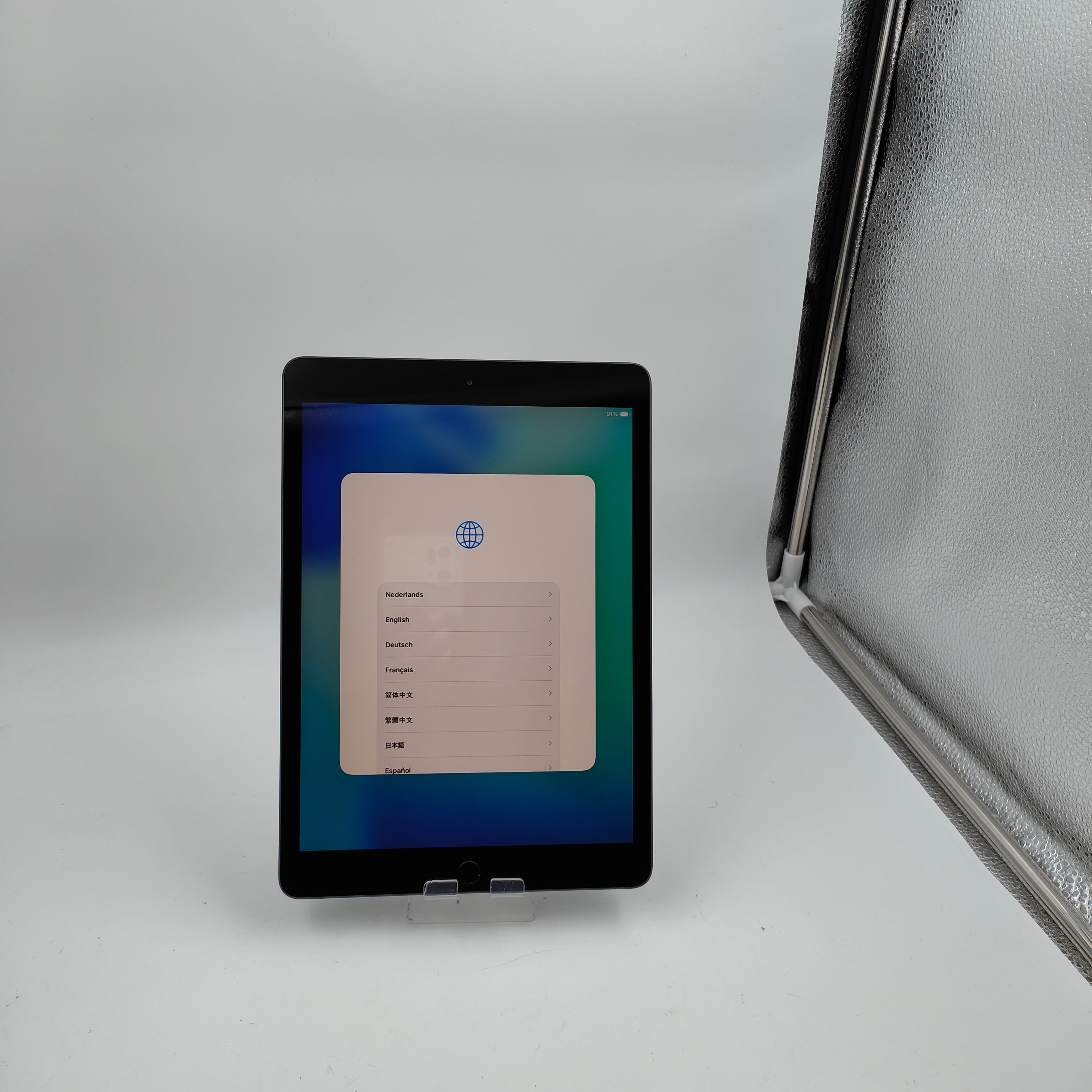Refurbished iPad (2020) 32GB Wi-Fi Space Gray