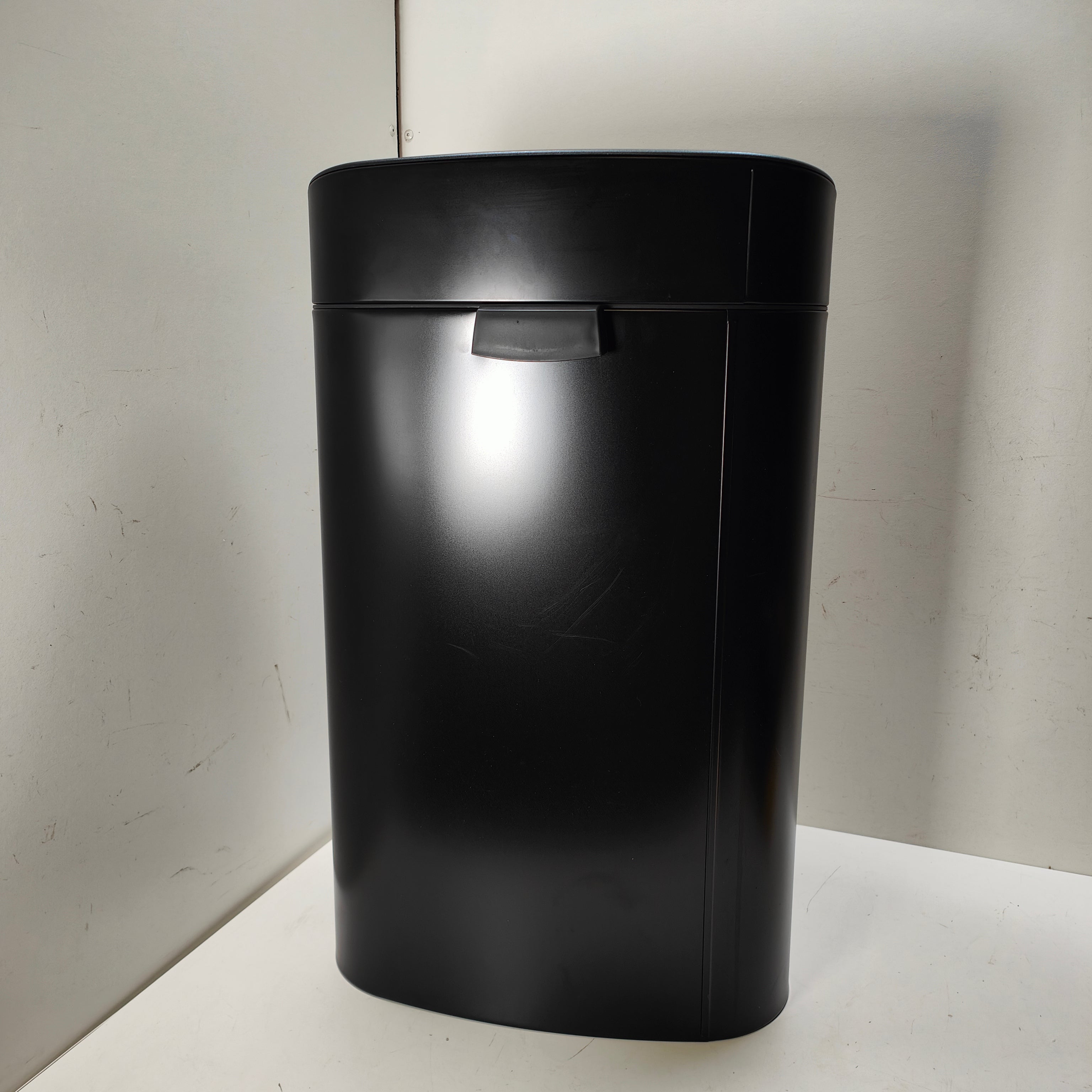 Poubelle Brabantia Touch 40 litres noir mat