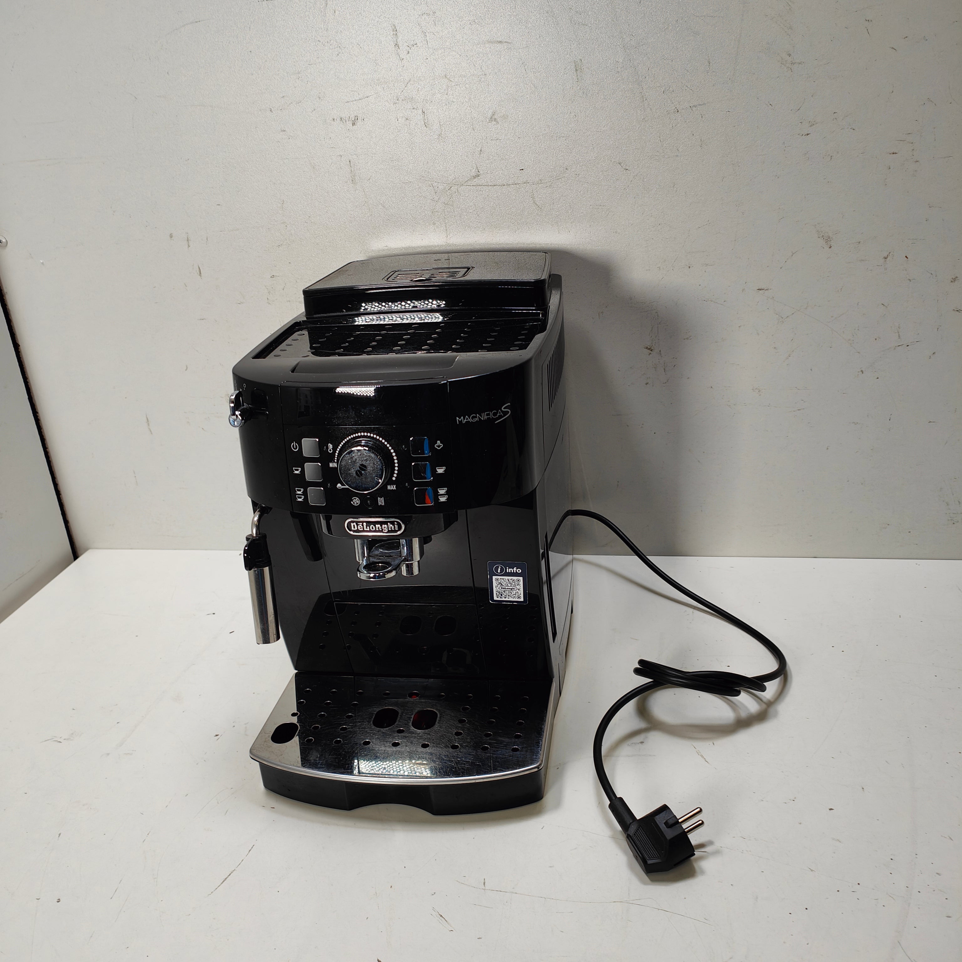 DeLonghi ECAM 21.117.B Magnifica S