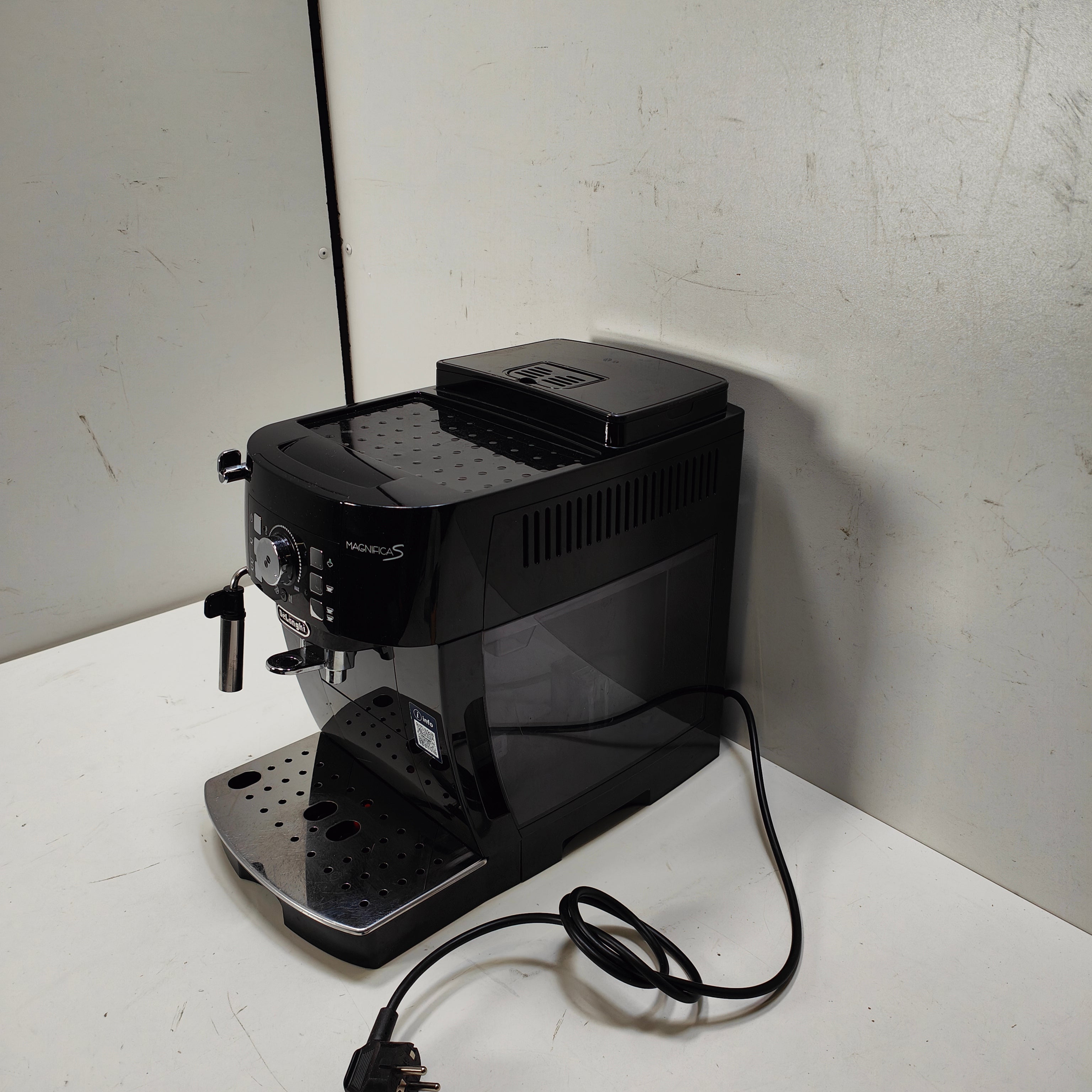 DeLonghi ECAM 21.117.B Magnifica S