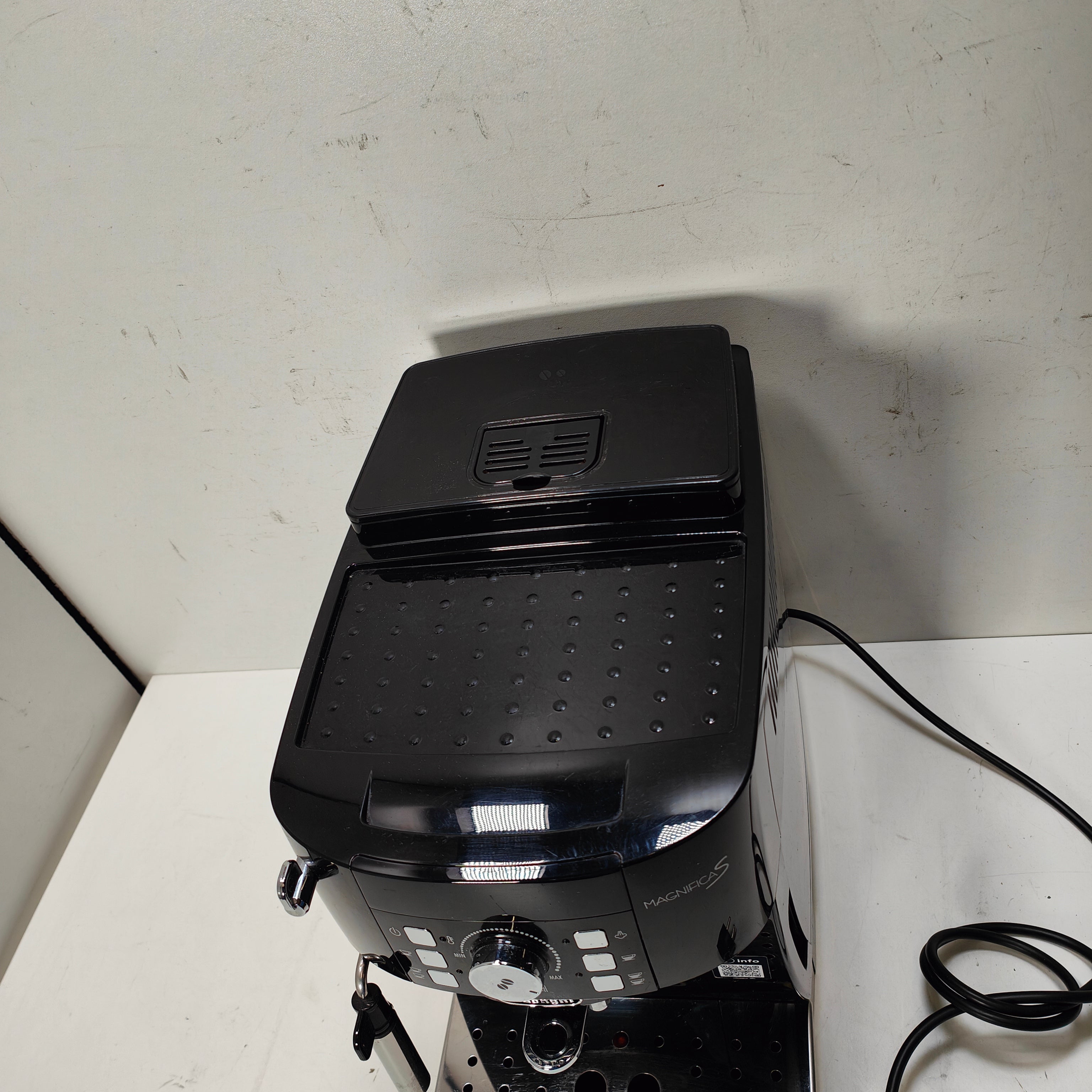 DeLonghi ECAM 21.117.B Magnifica S