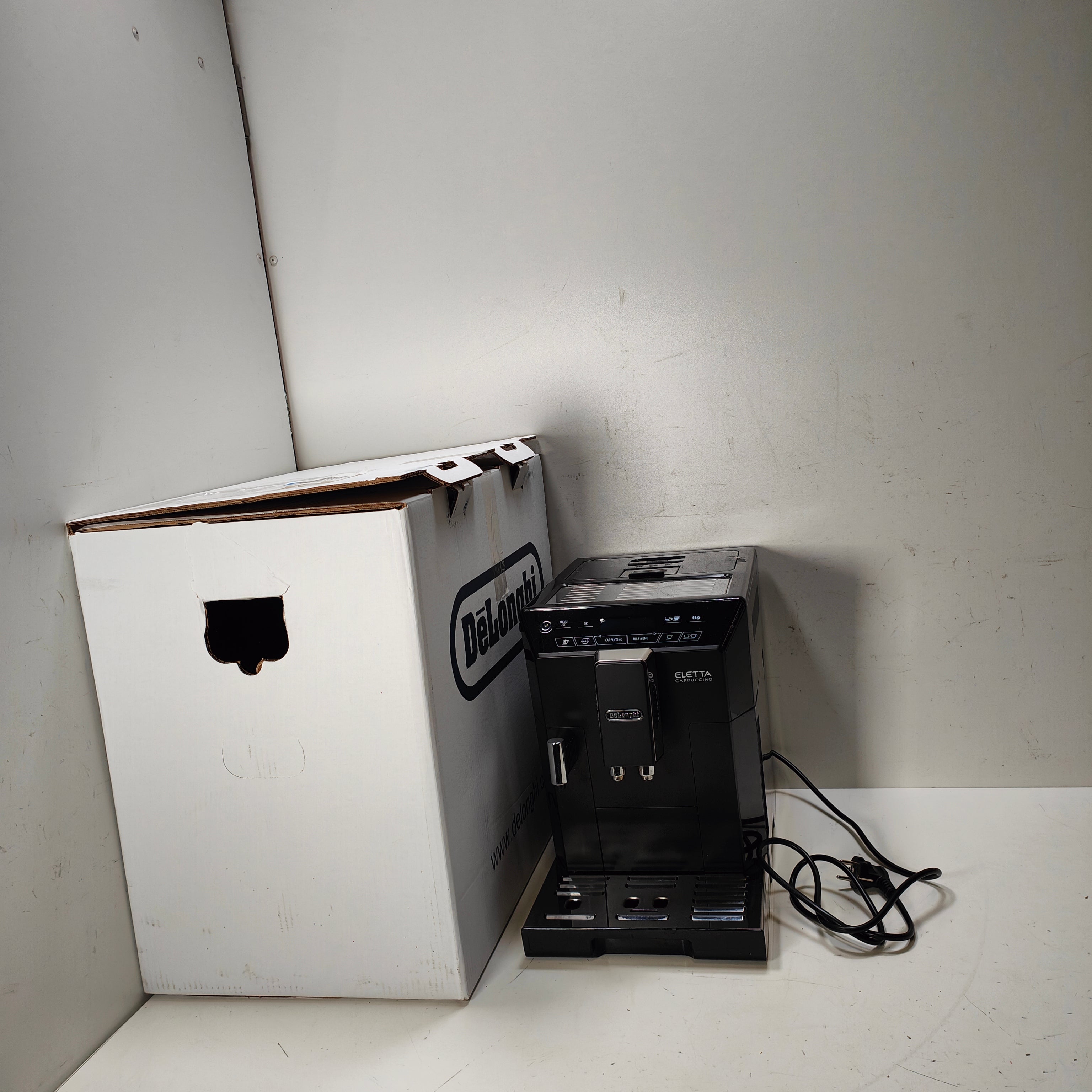 DeLonghi ECAM44.660.B Eletta