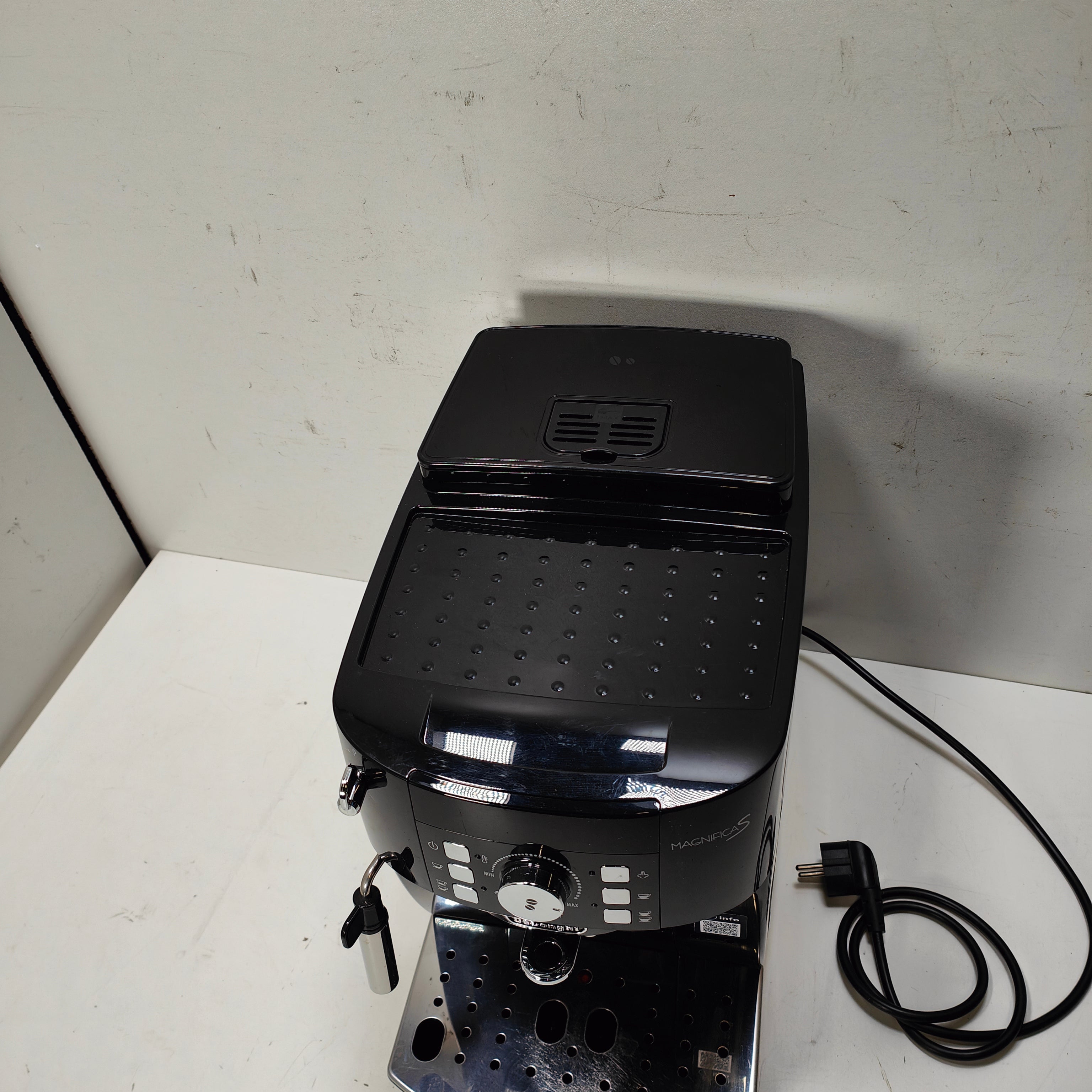 DeLonghi ECAM 21.117.B Magnifica S