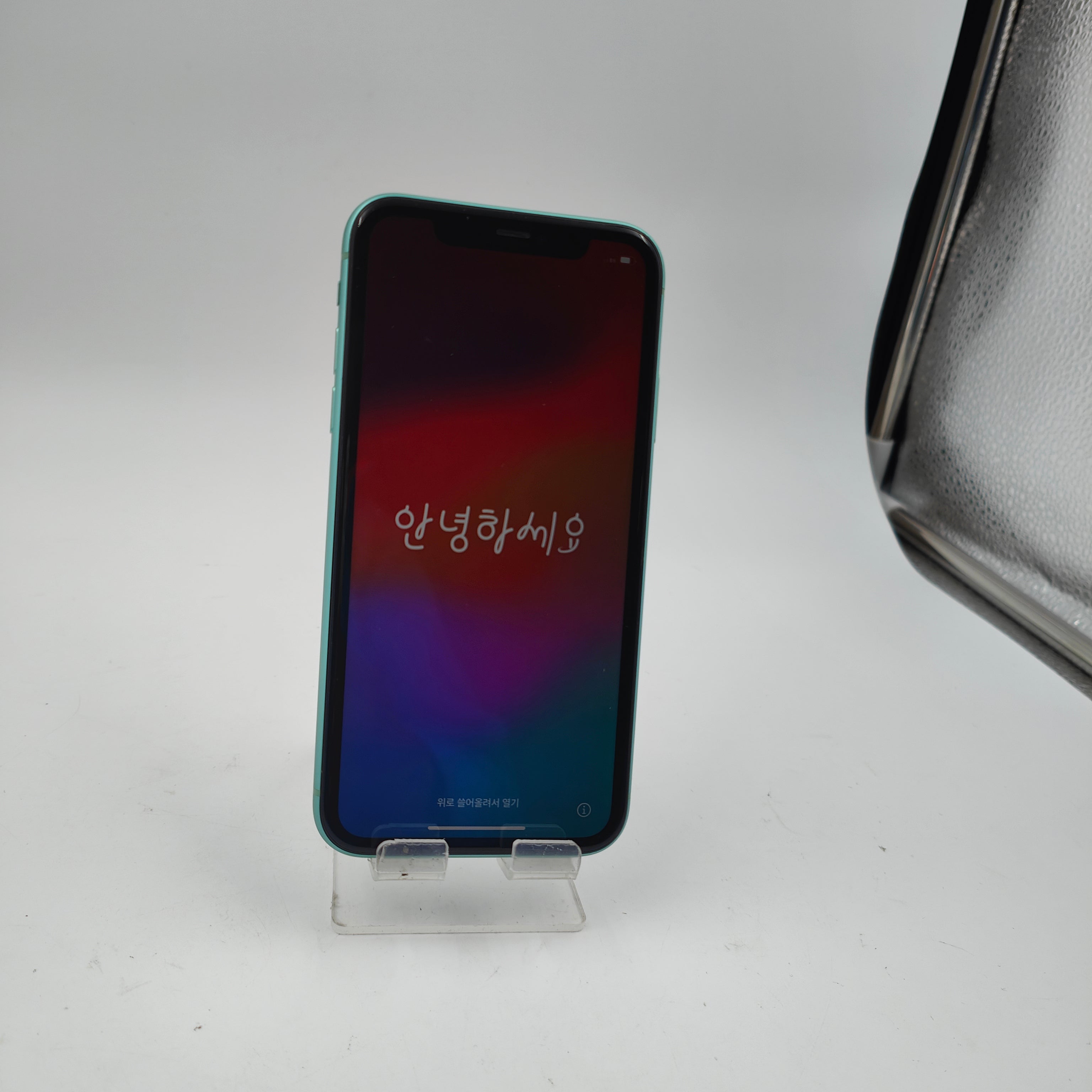 Refurbished iPhone 11 64GB Green