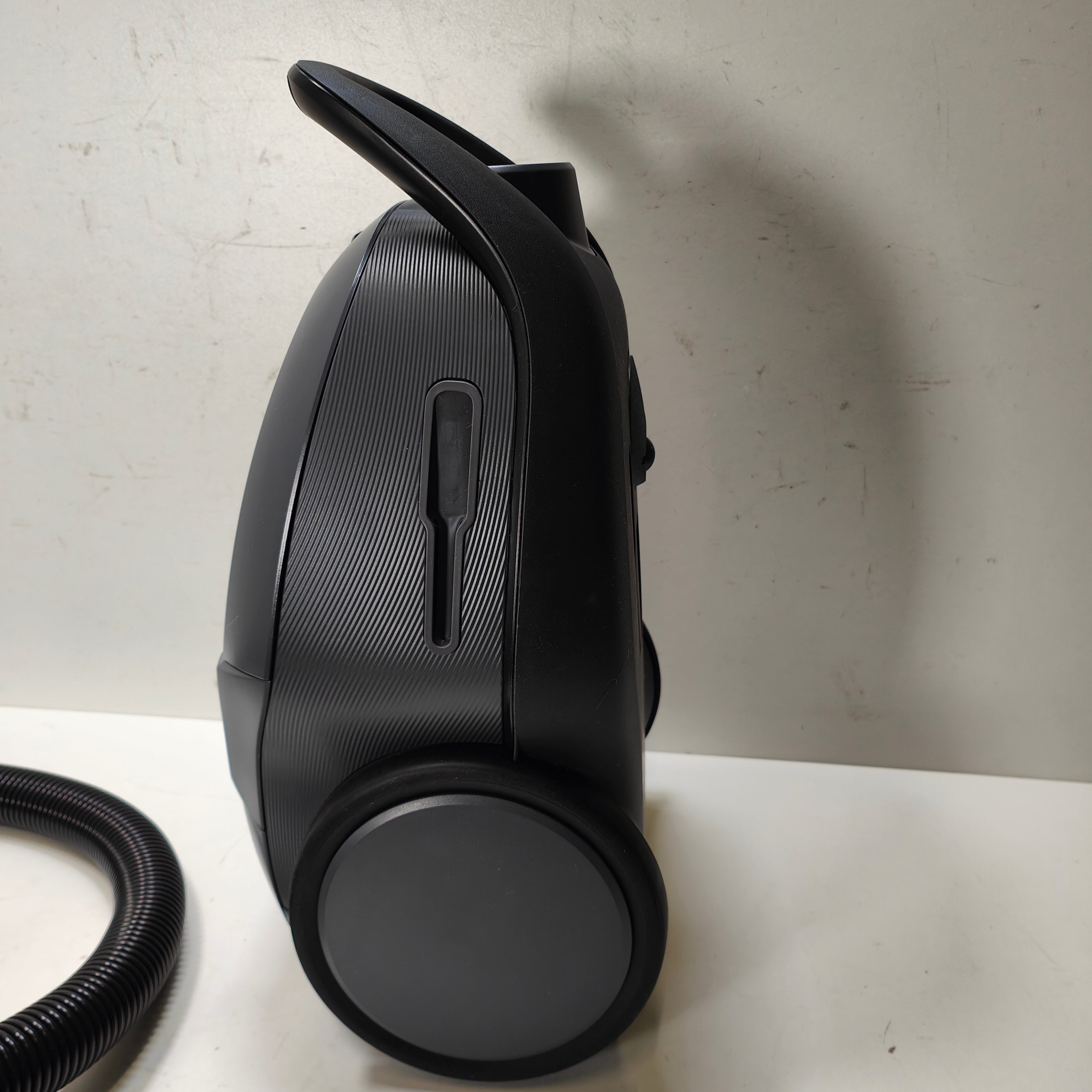 AEG AB81A2DG ANIMAL 8000 Vacuum Cleaner With Dust Bag - 69 dB - Tu