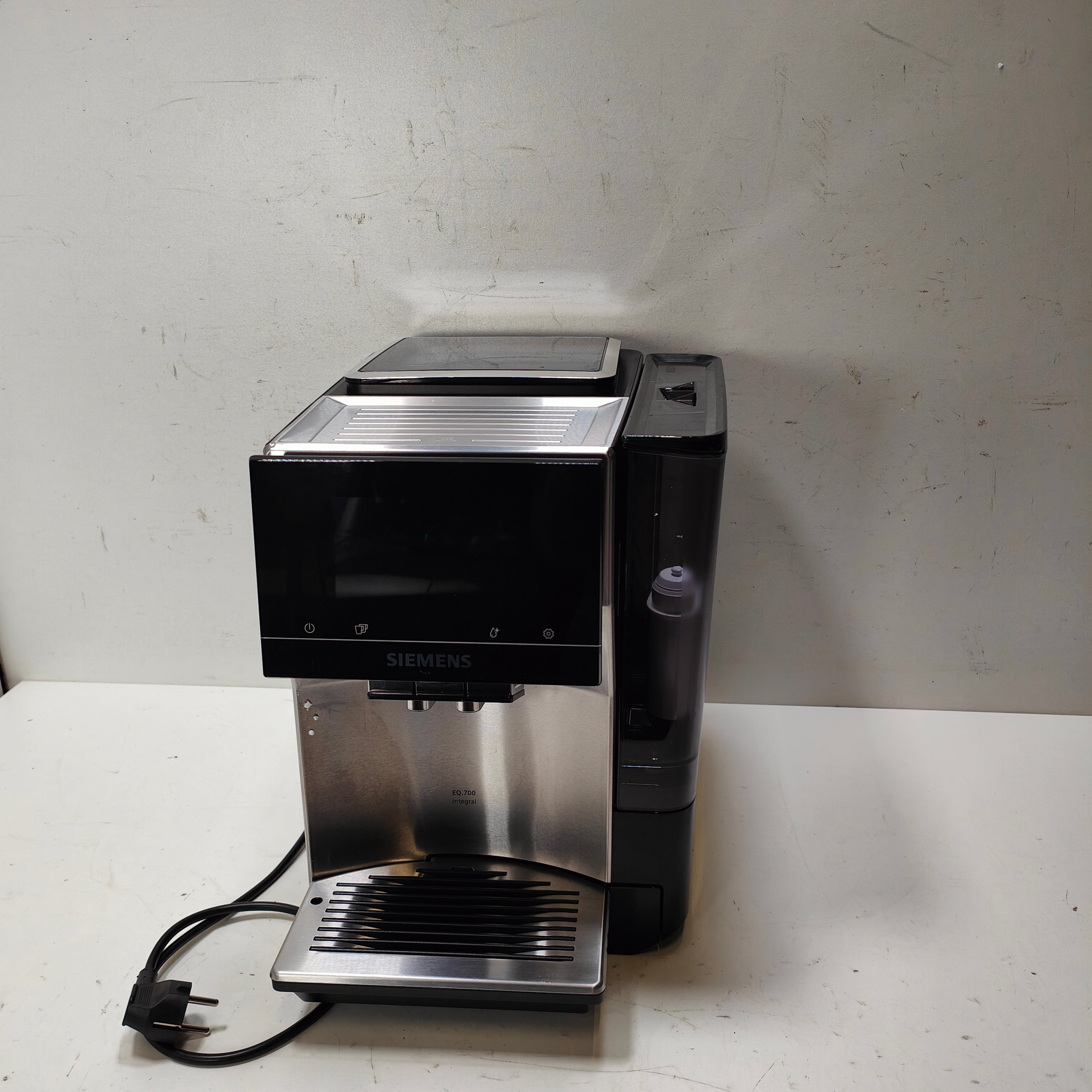 Siemens EQ700 intégral Acier inoxydable TQ717R03