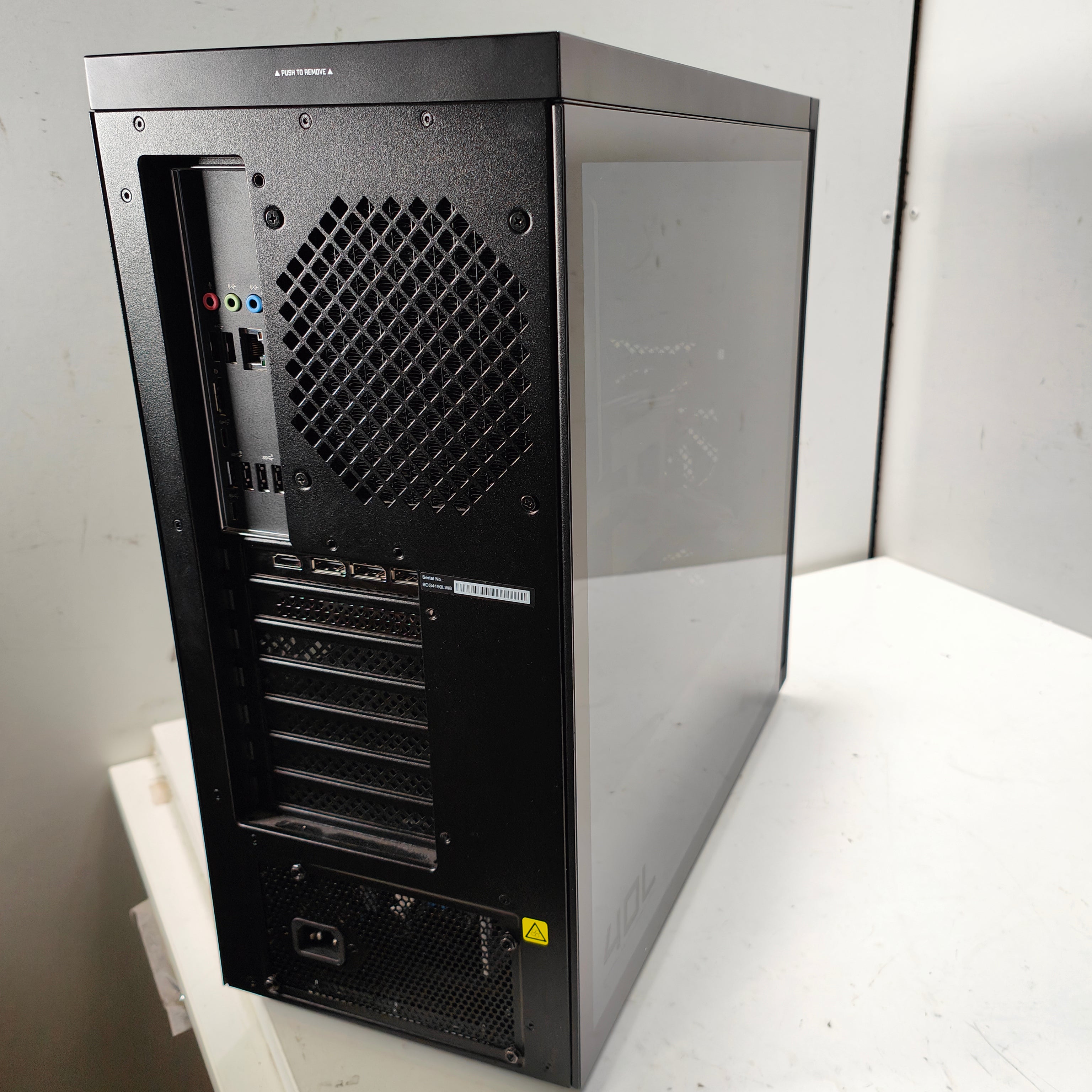 HP OMEN 40L GT21-1976nd