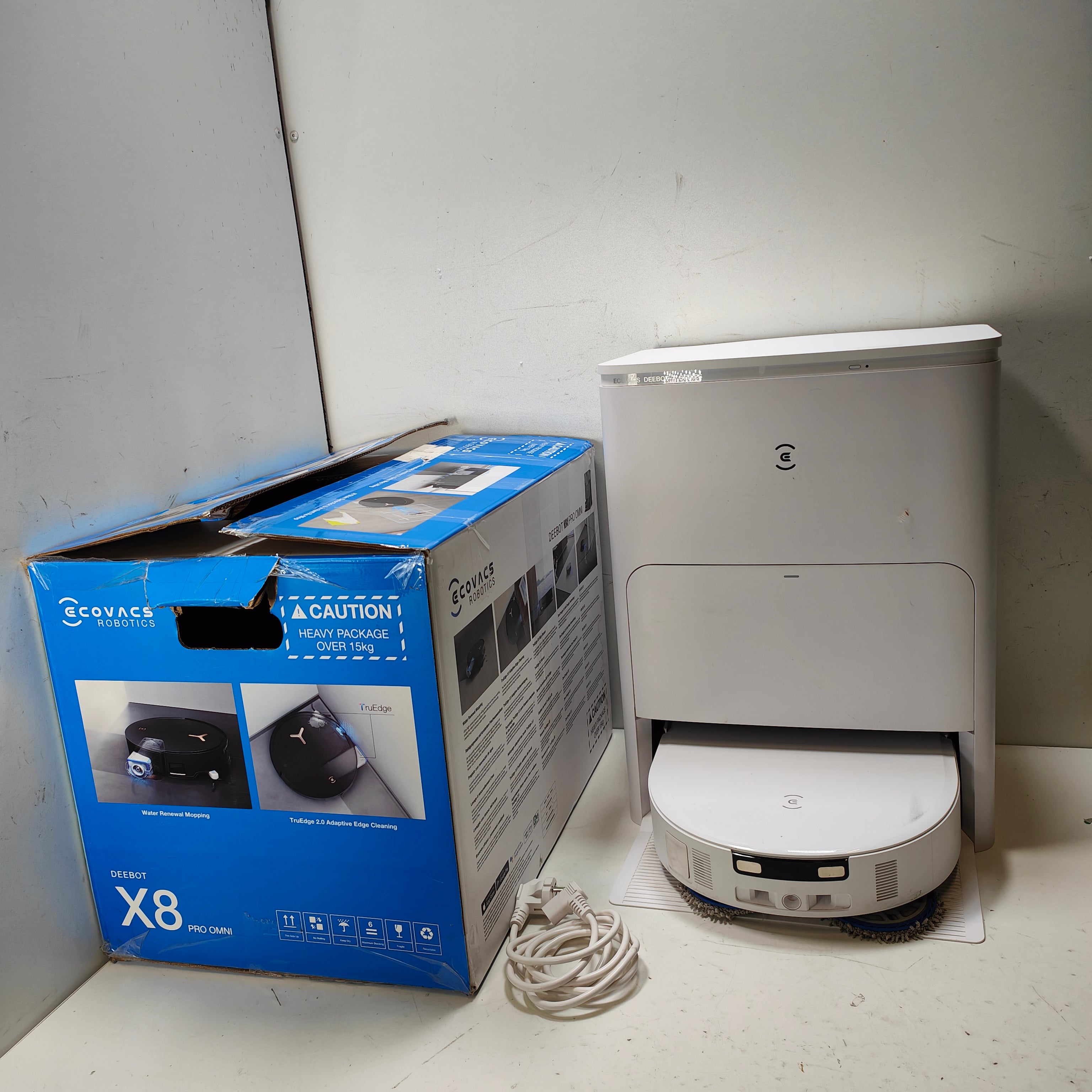 Ecovacs DEEBOT X5 OMNI