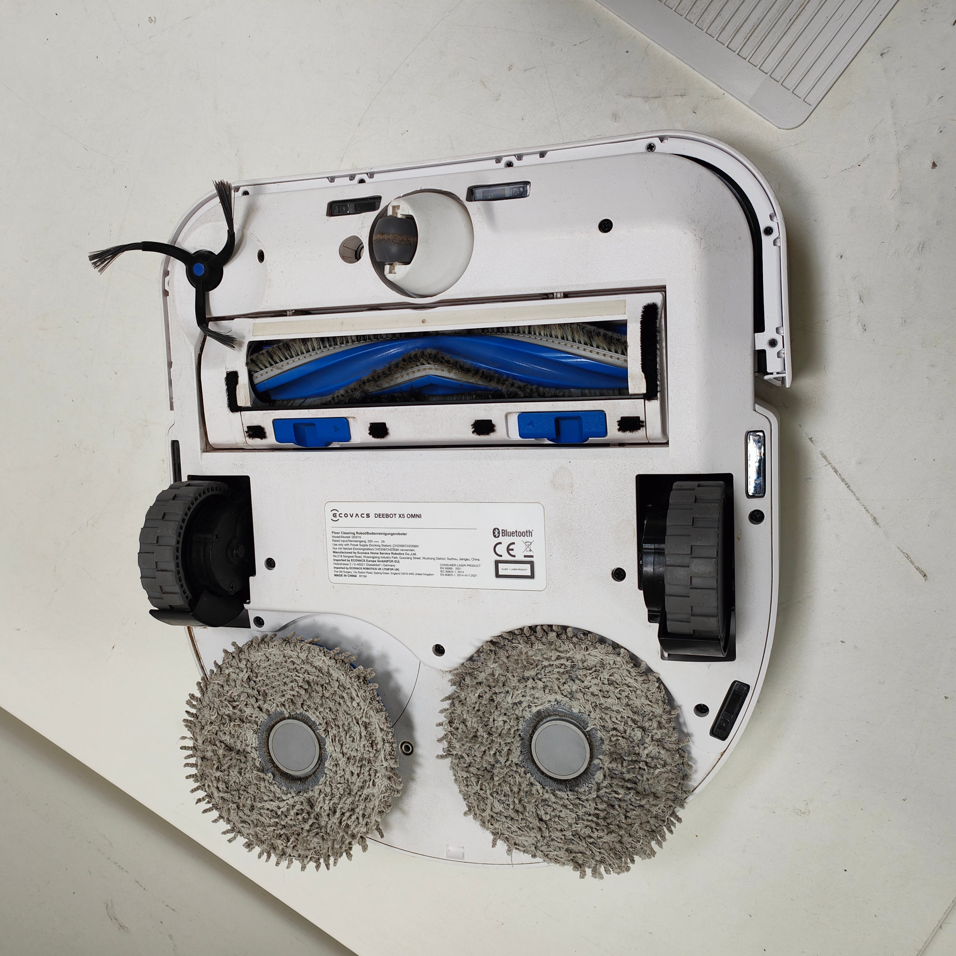 Ecovacs DEEBOT X5 OMNI
