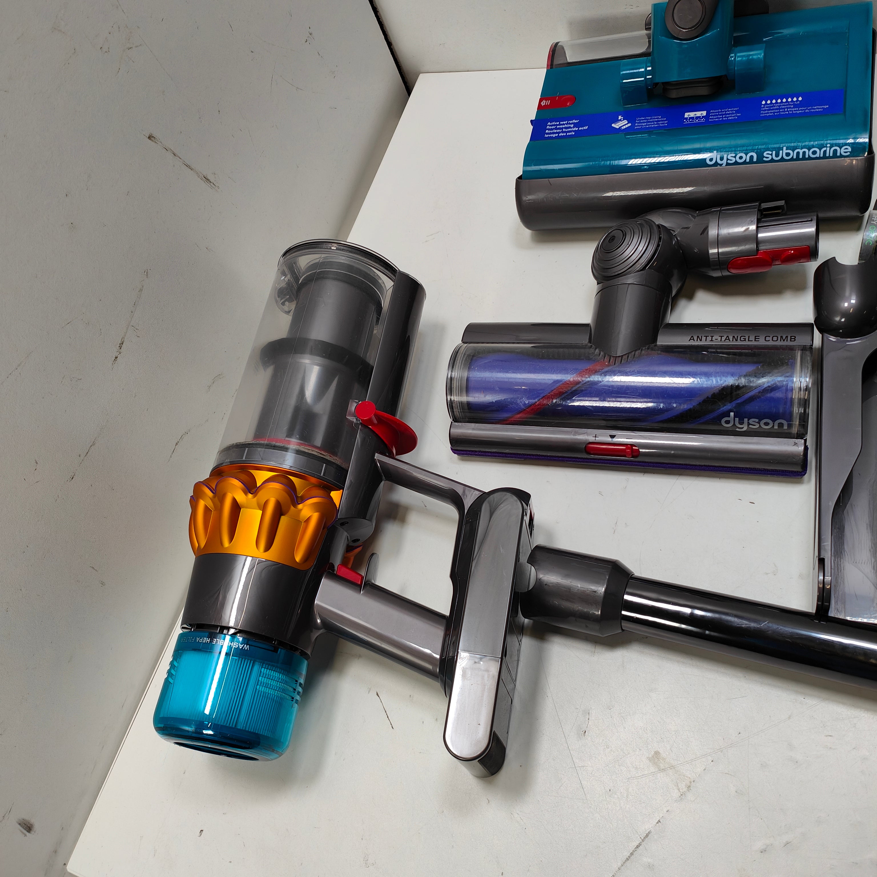 Dyson V15s Detect Submarine