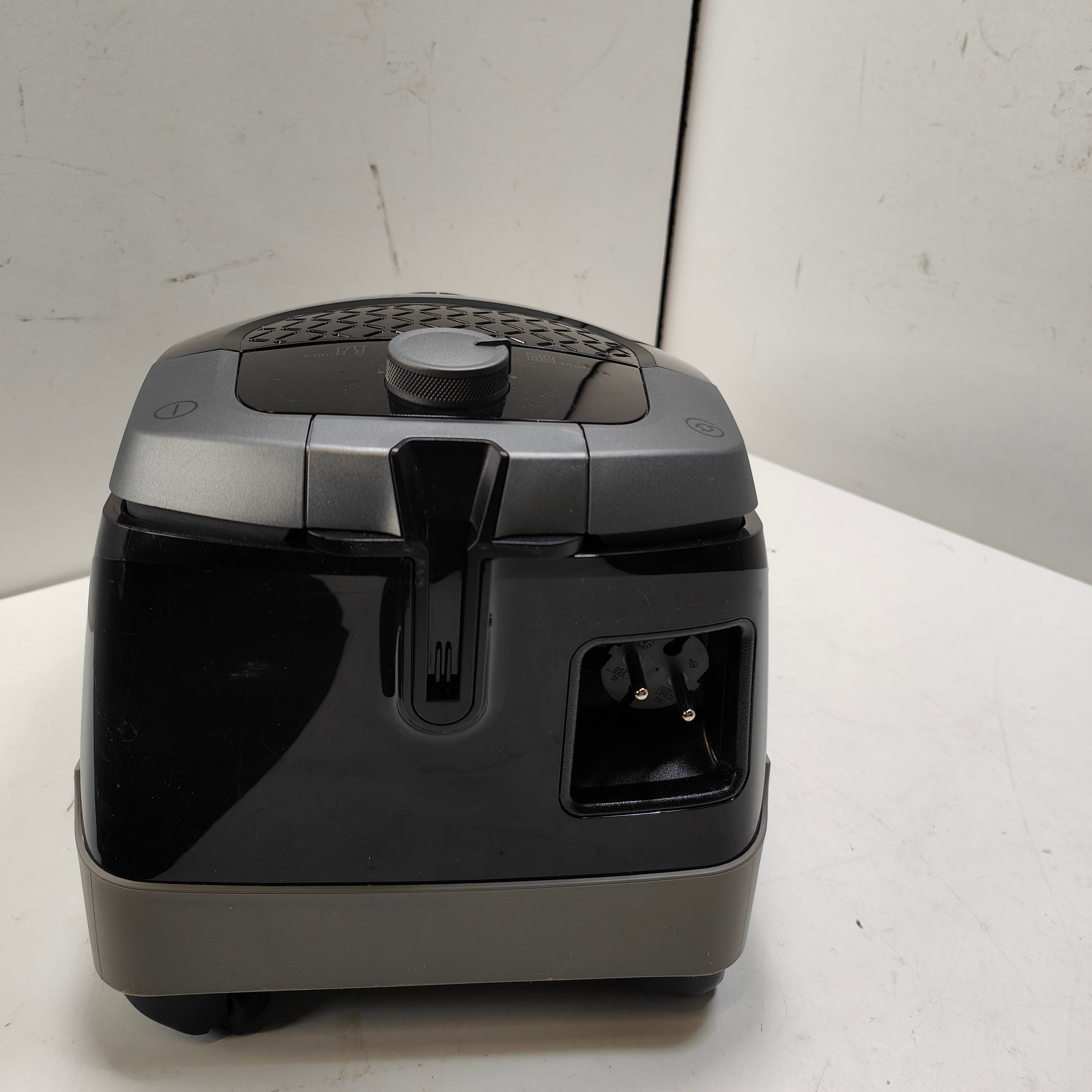 Miele Guard S1 Obsidianschwarz