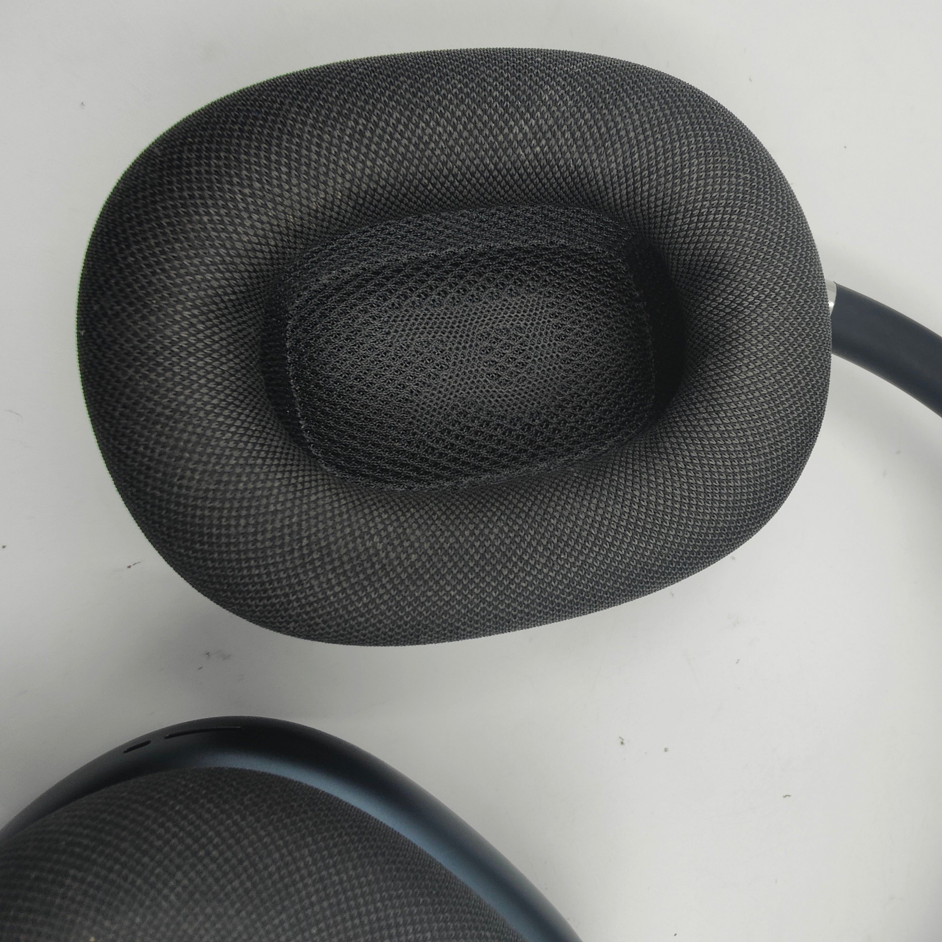Apple AirPods Max Schwarz