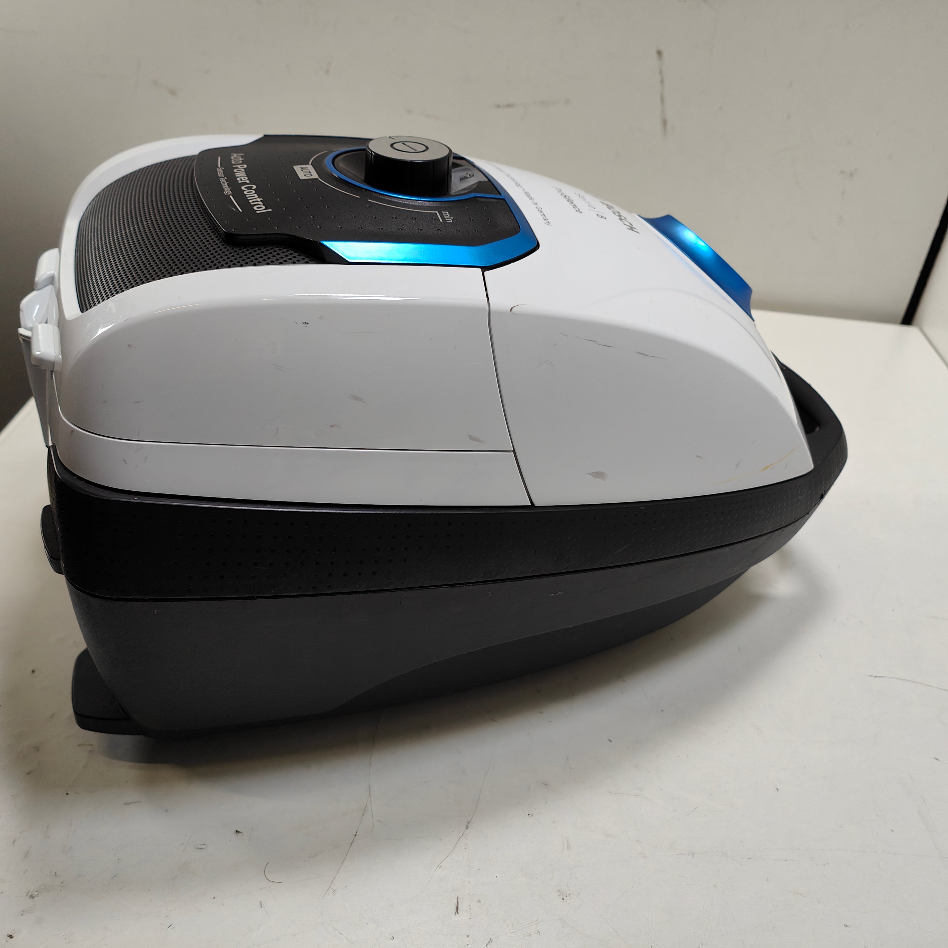 Bosch Serie 8 In'genius ProSilence BGL8SIL5