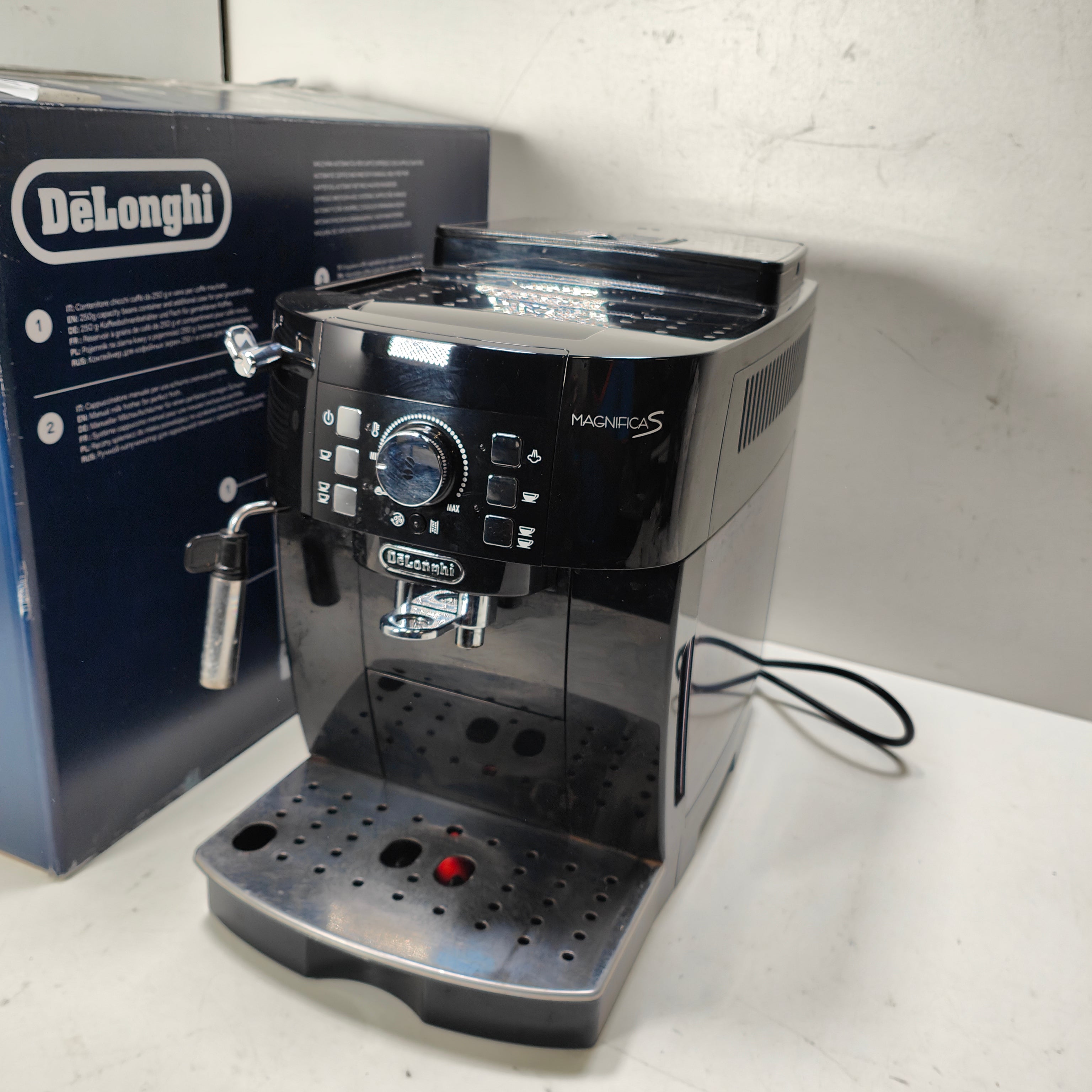 DeLonghi ECAM 21.117.B Magnifica S