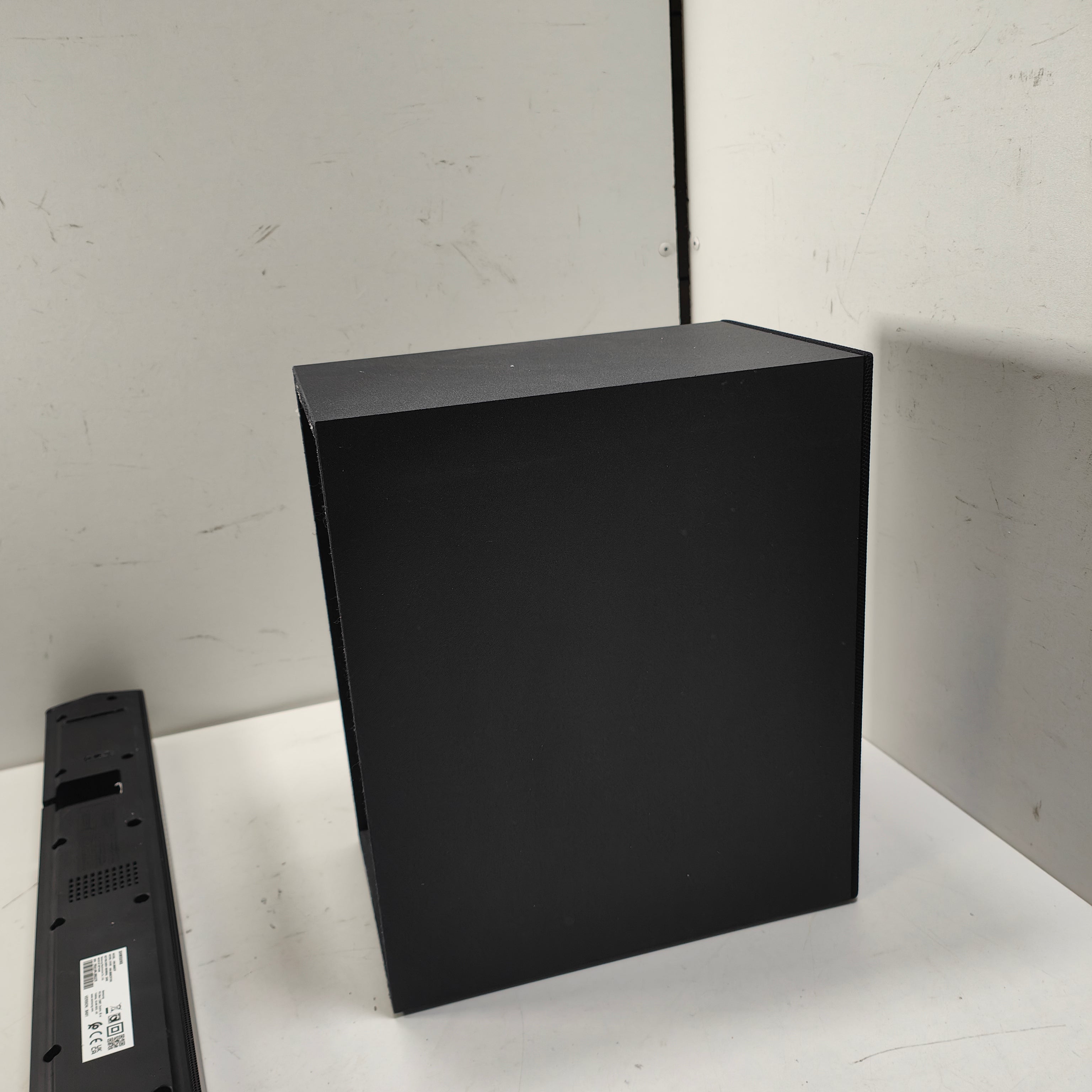 Samsung HW-B66CF Schwarz