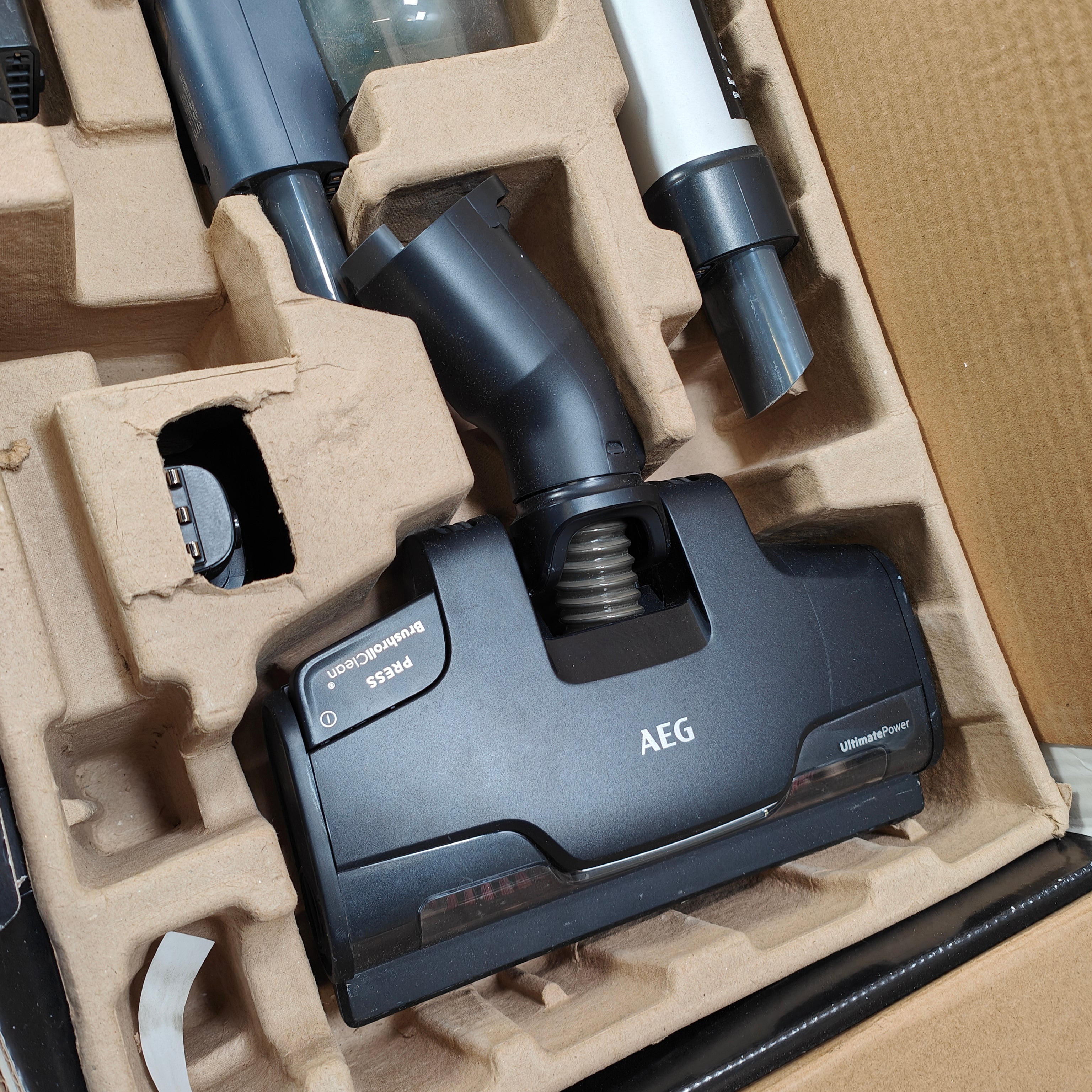AEG AP81UB25DB 8000 ULTIMATE