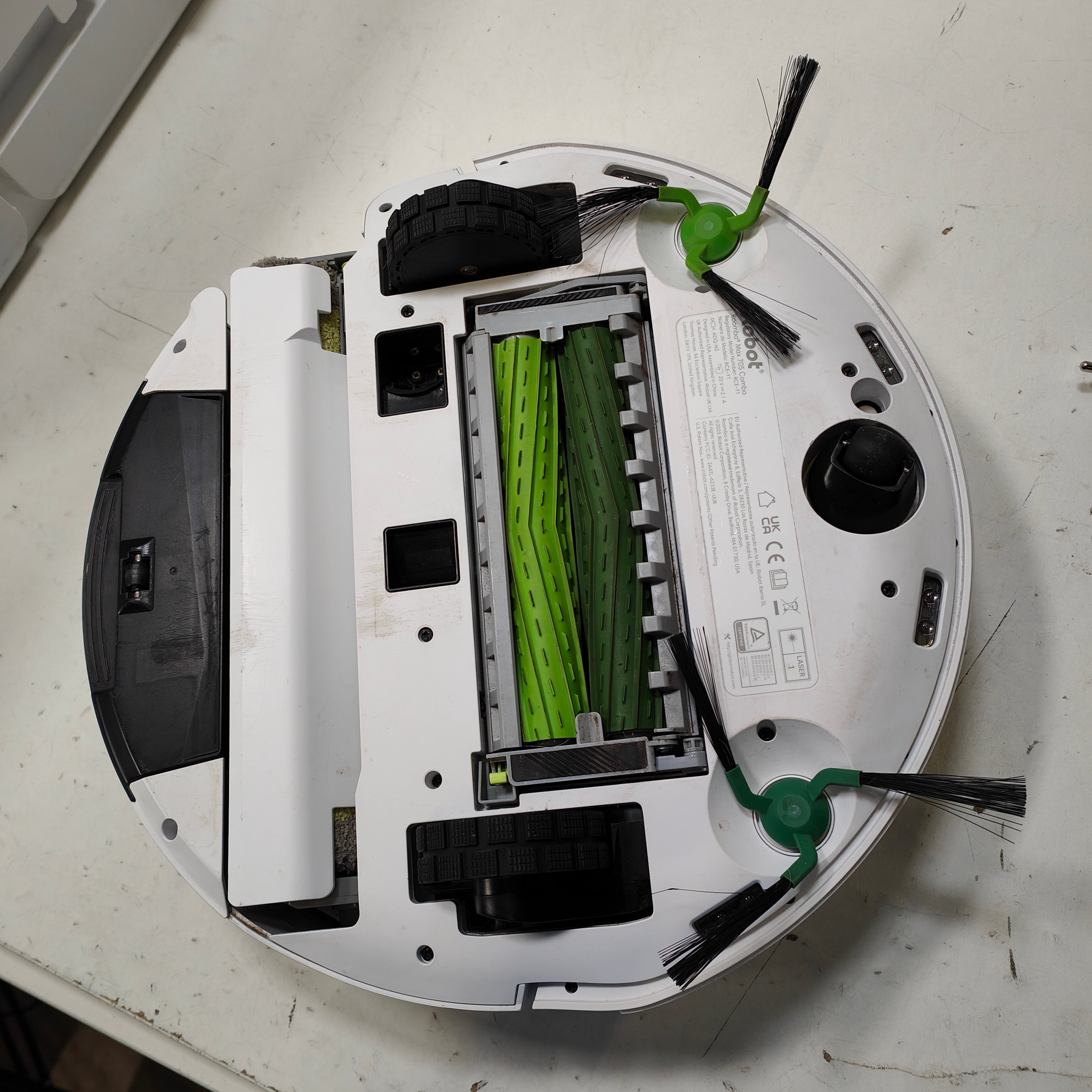iRobot Roomba Max 705 Combo + Blanc