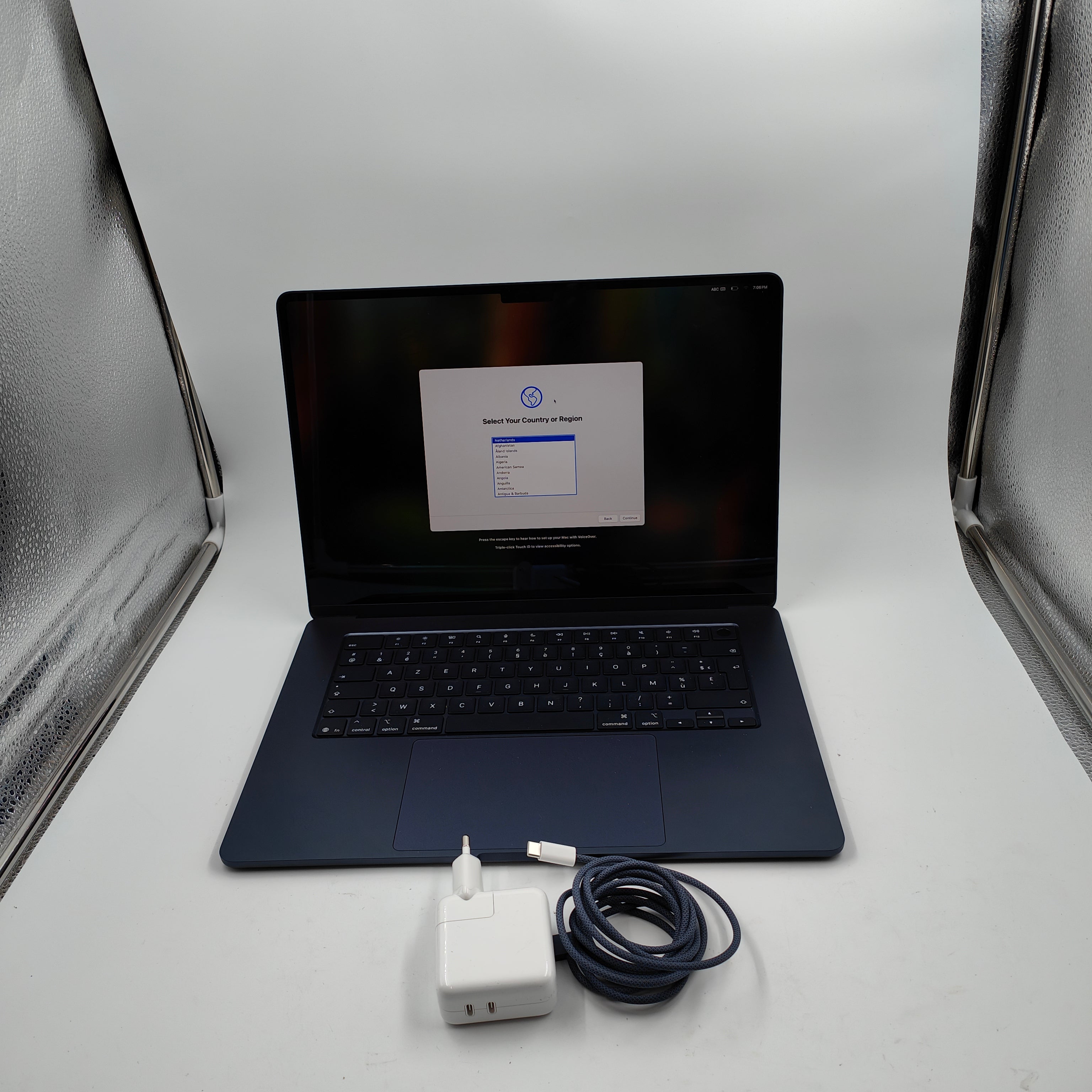 Apple MacBook Air 15" (2025) M4 (10/10) 16GB/256GB Midnight AZERTY