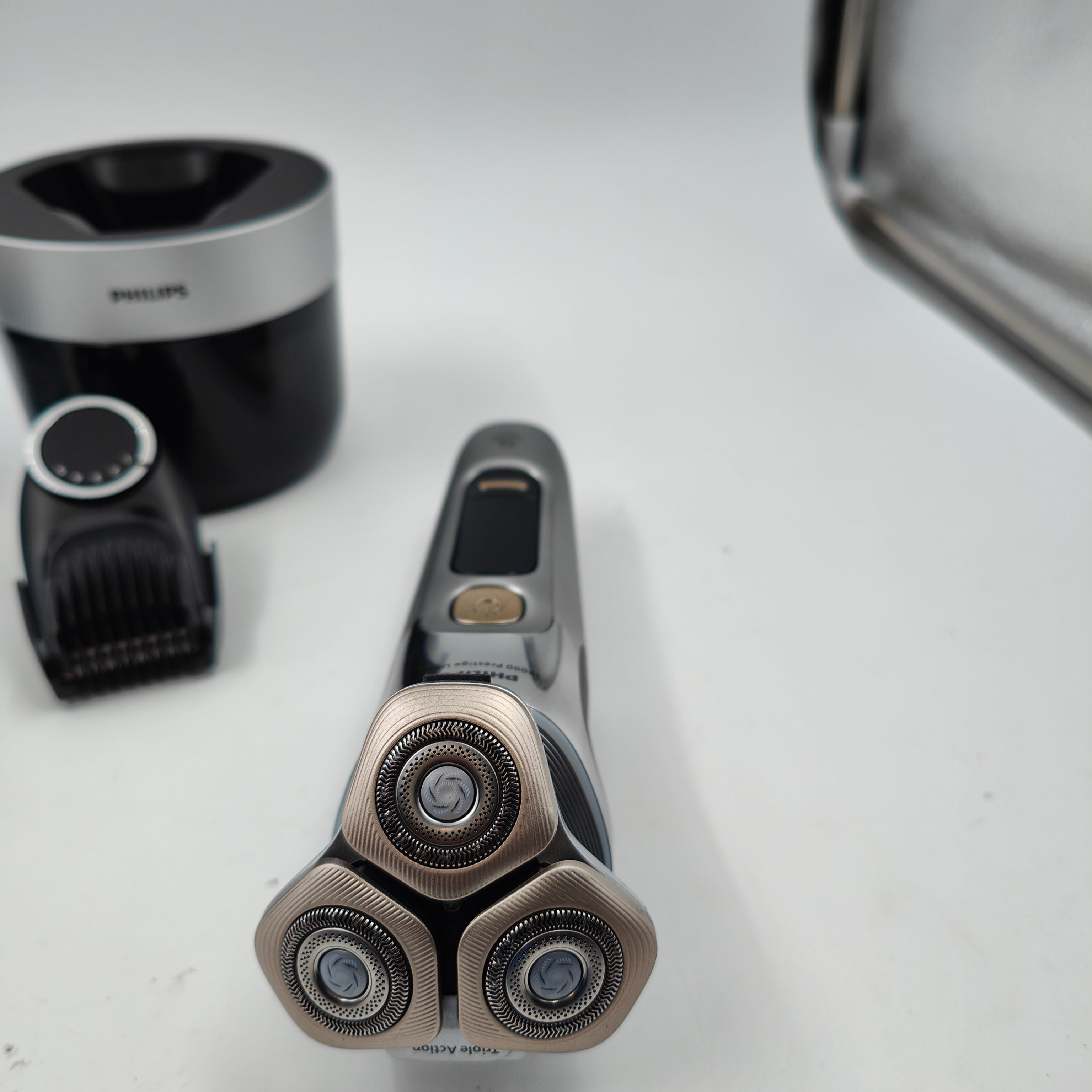 Philips Shaver i9000 Prestige Ultra XP9404/46