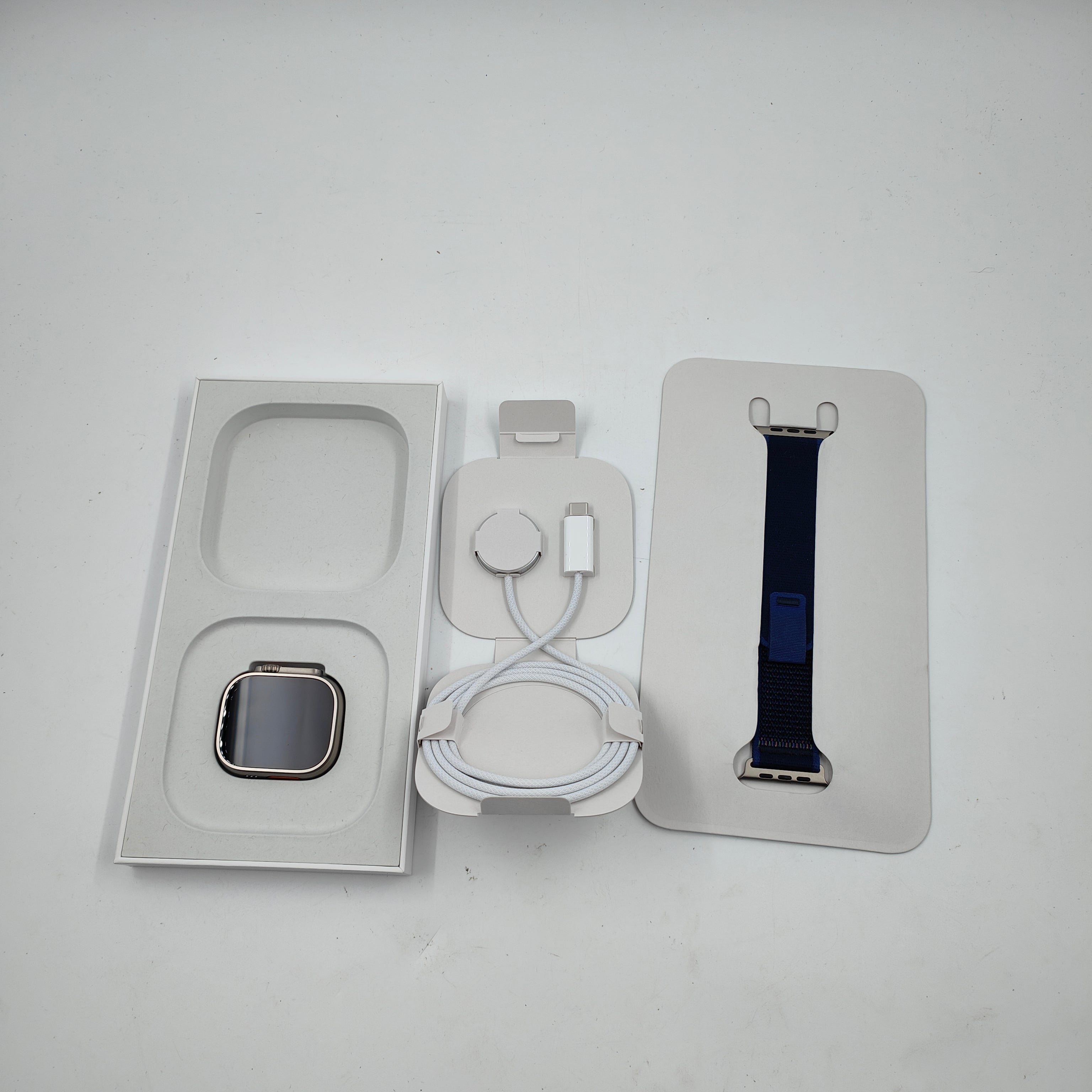 Apple Watch Ultra 2 4G 49mm Silber Trail Band Blau M/L