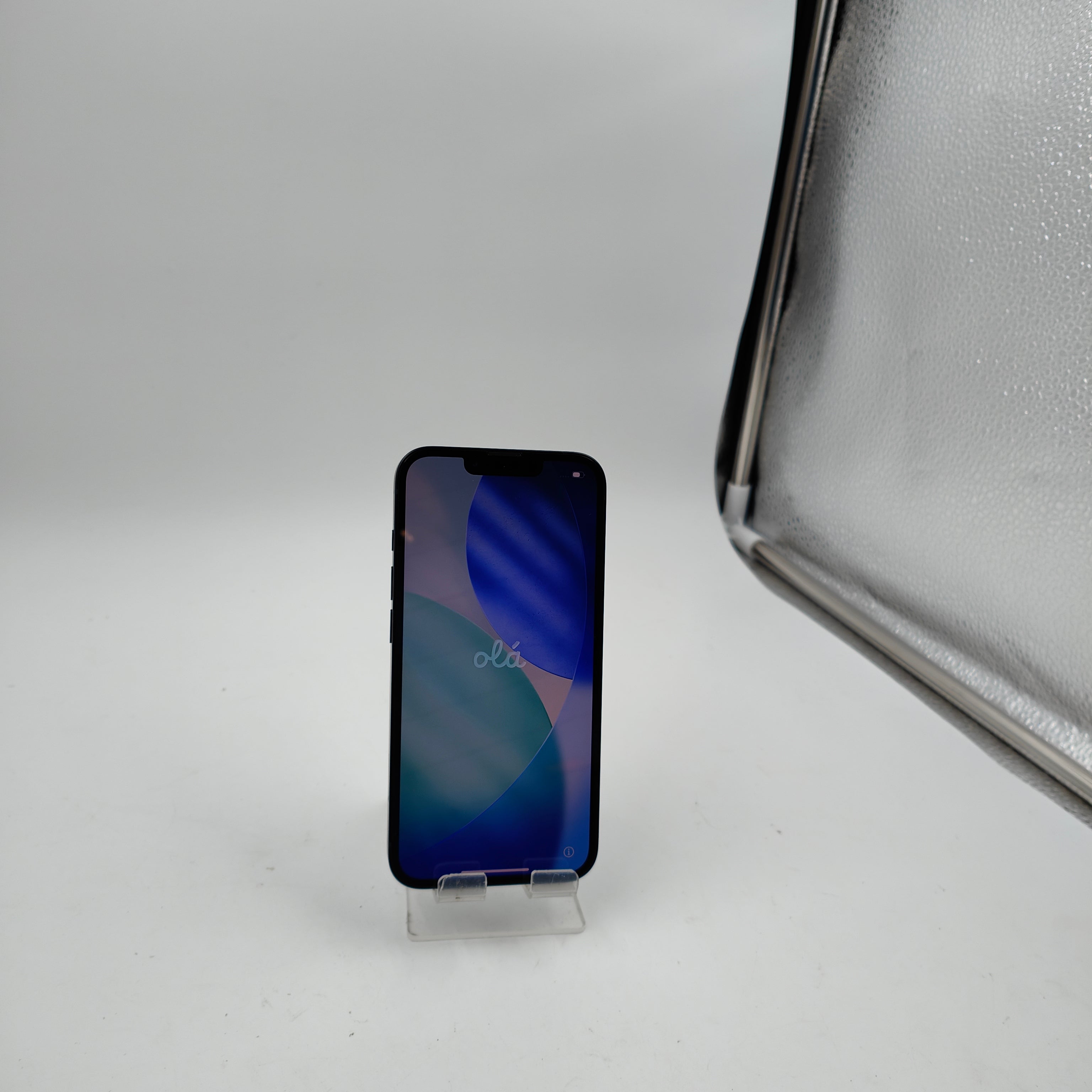 Refurbished iPhone 16e 128GB Zwart
