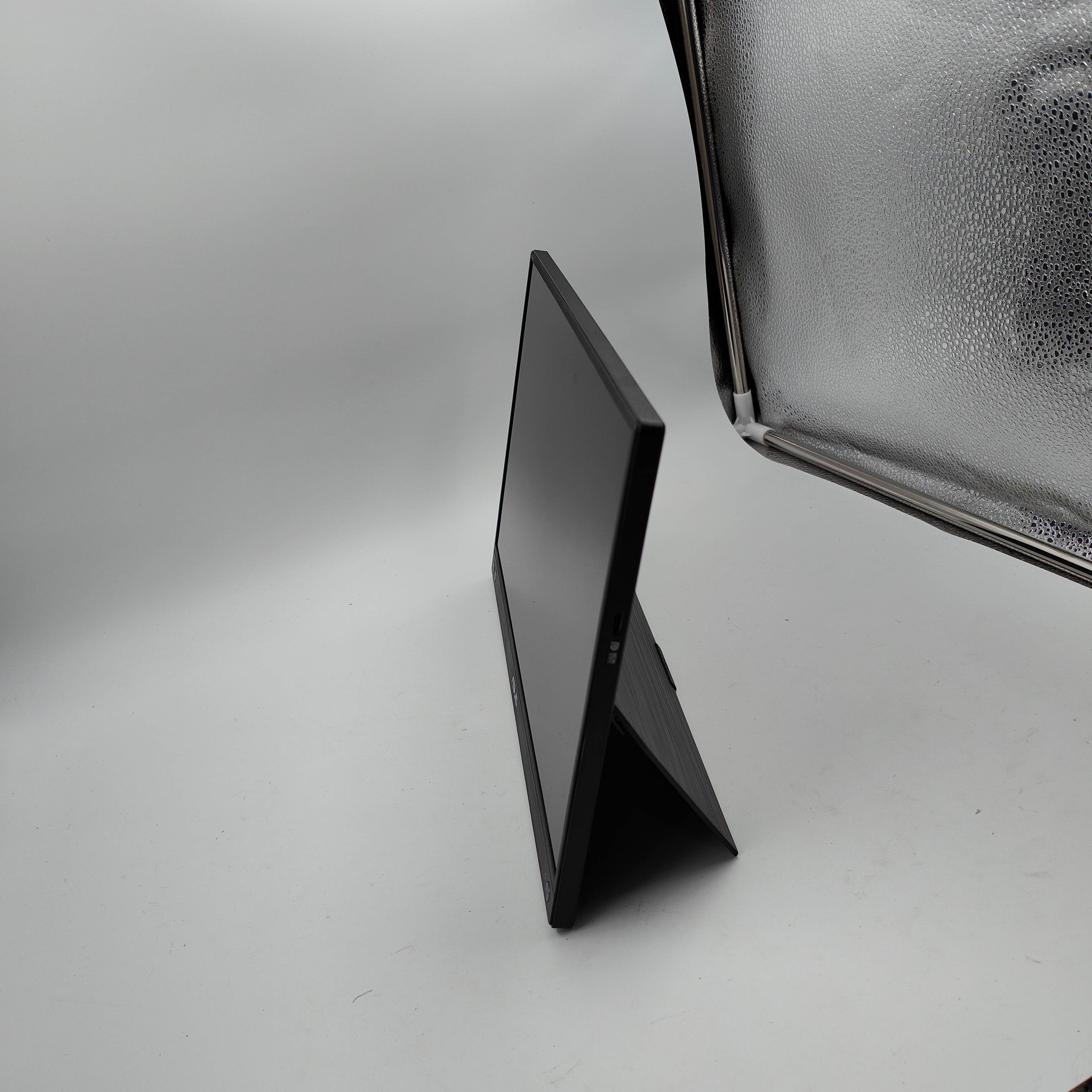 Asus ZenScreen MB16AHV