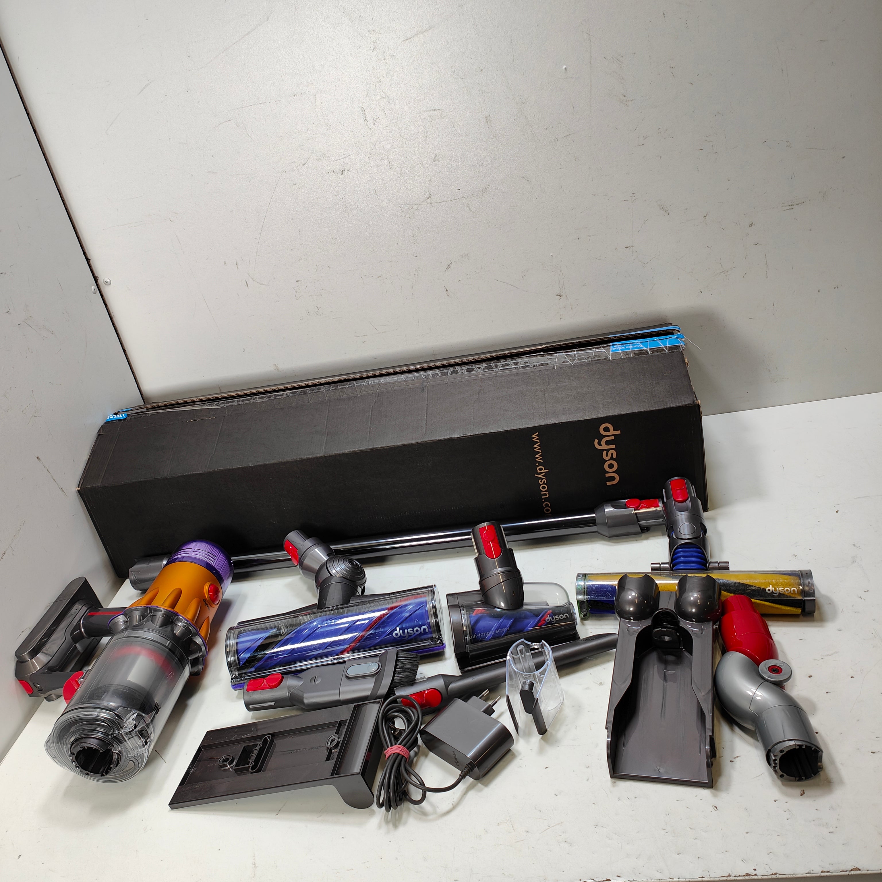 Dyson V12 Detect Slim Absolute
