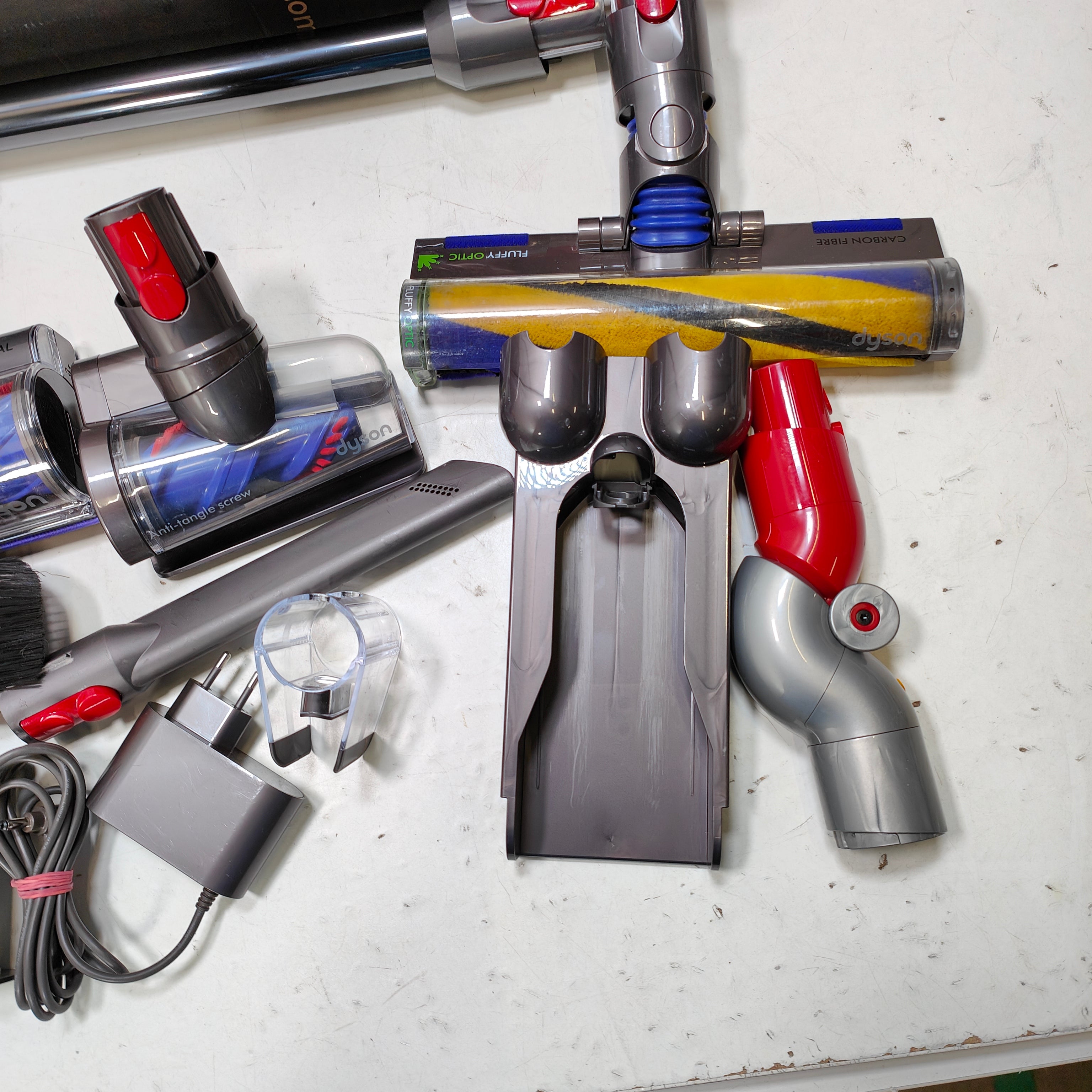 Dyson V12 Detect Slim Absolute