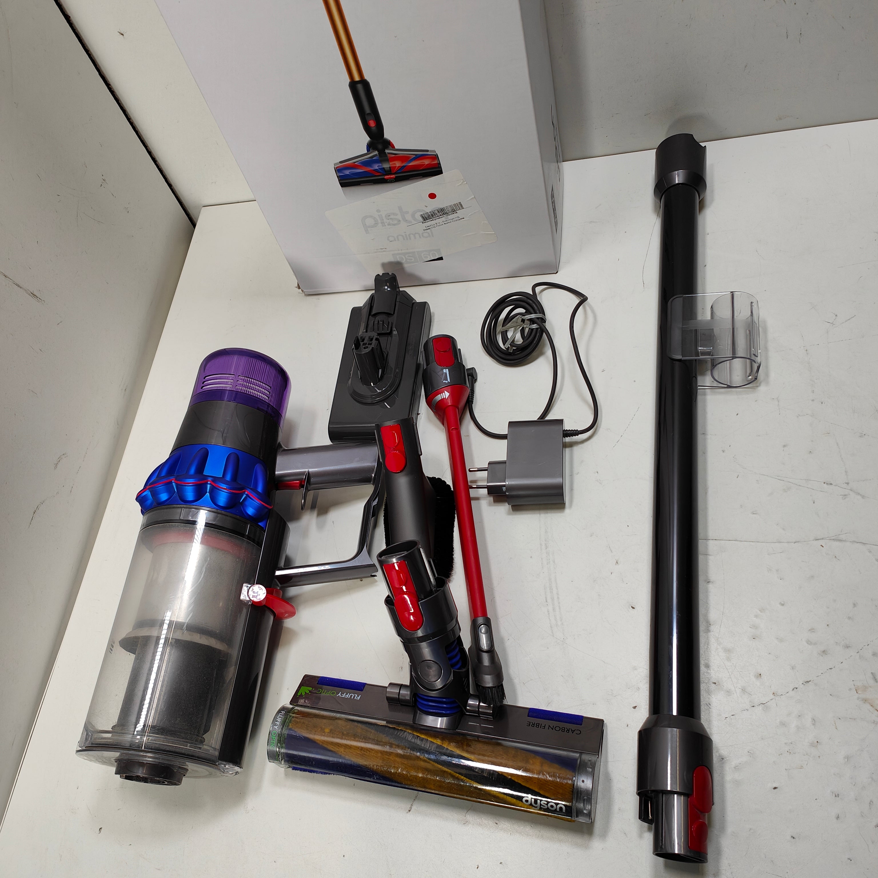 Dyson V11 Fluffy