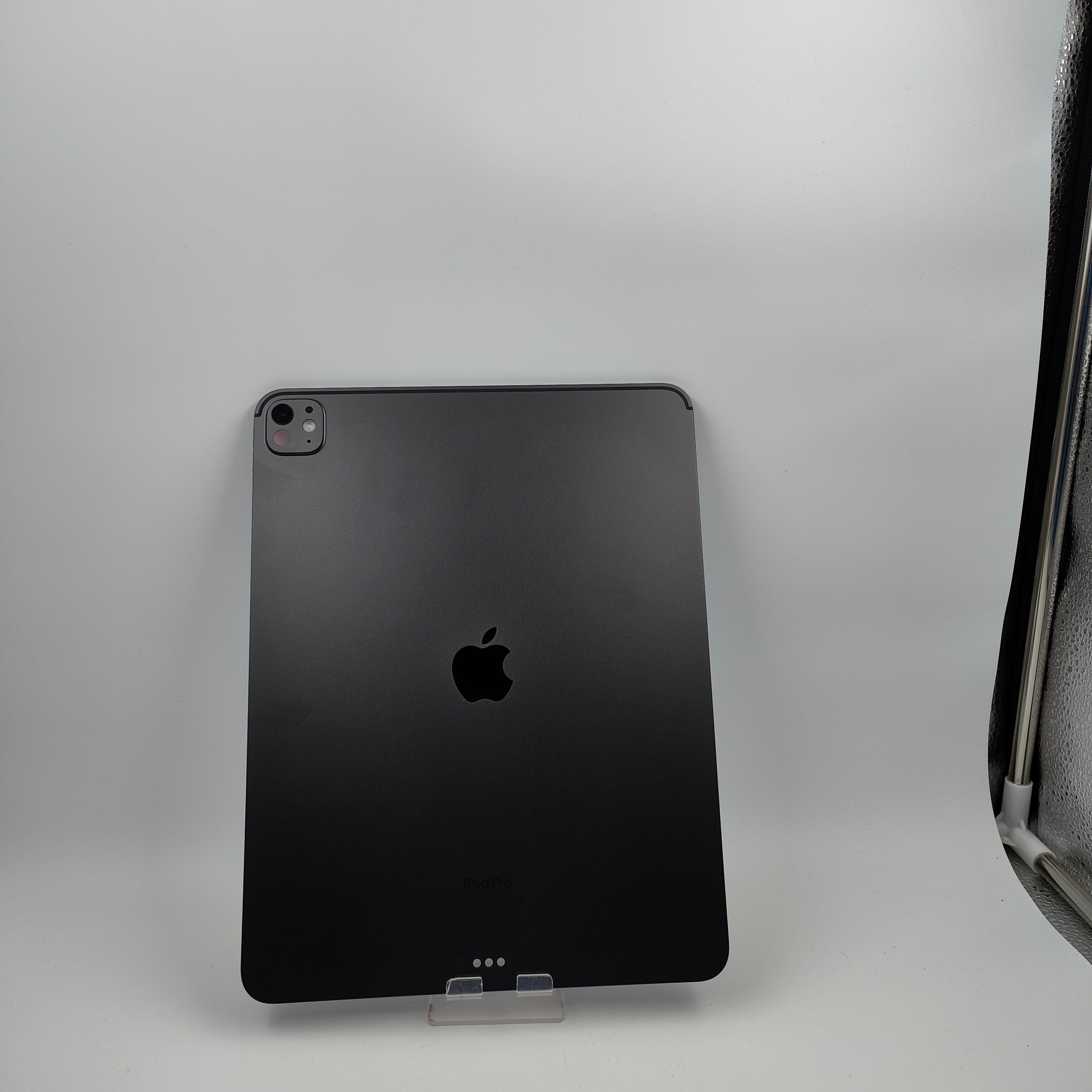 Apple iPad Pro (2024) 13 Zoll 256 GB WLAN Schwarz