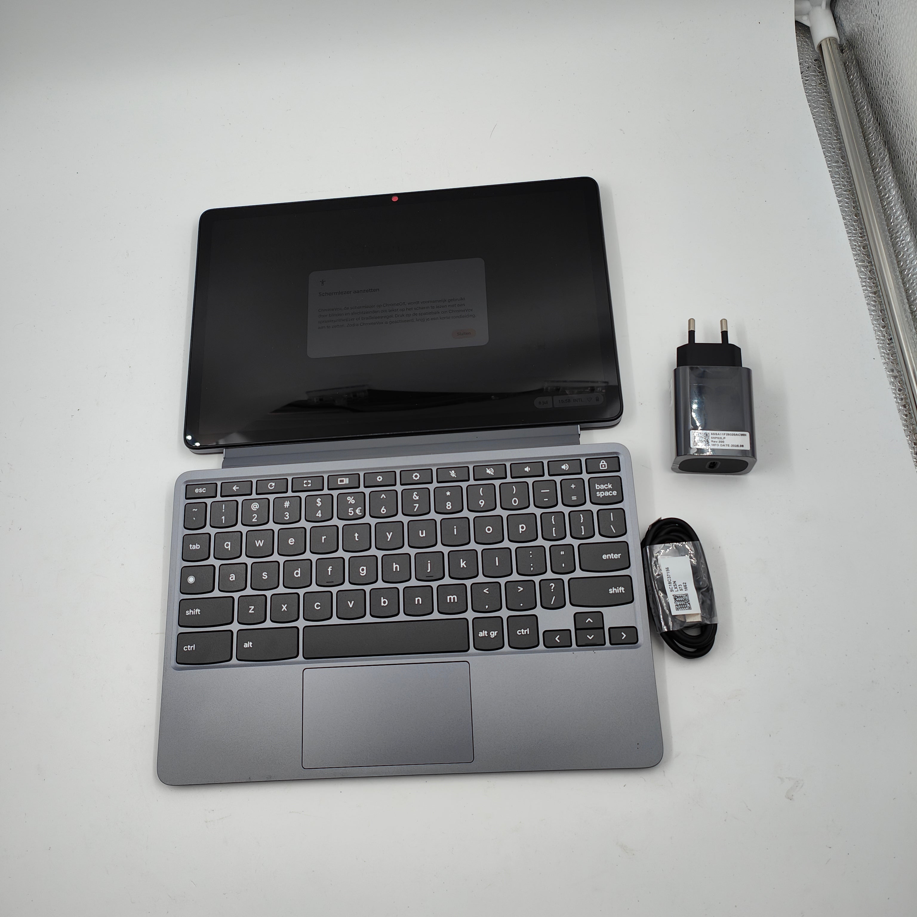 Lenovo Chromebook Duet 11M889 QWERTY