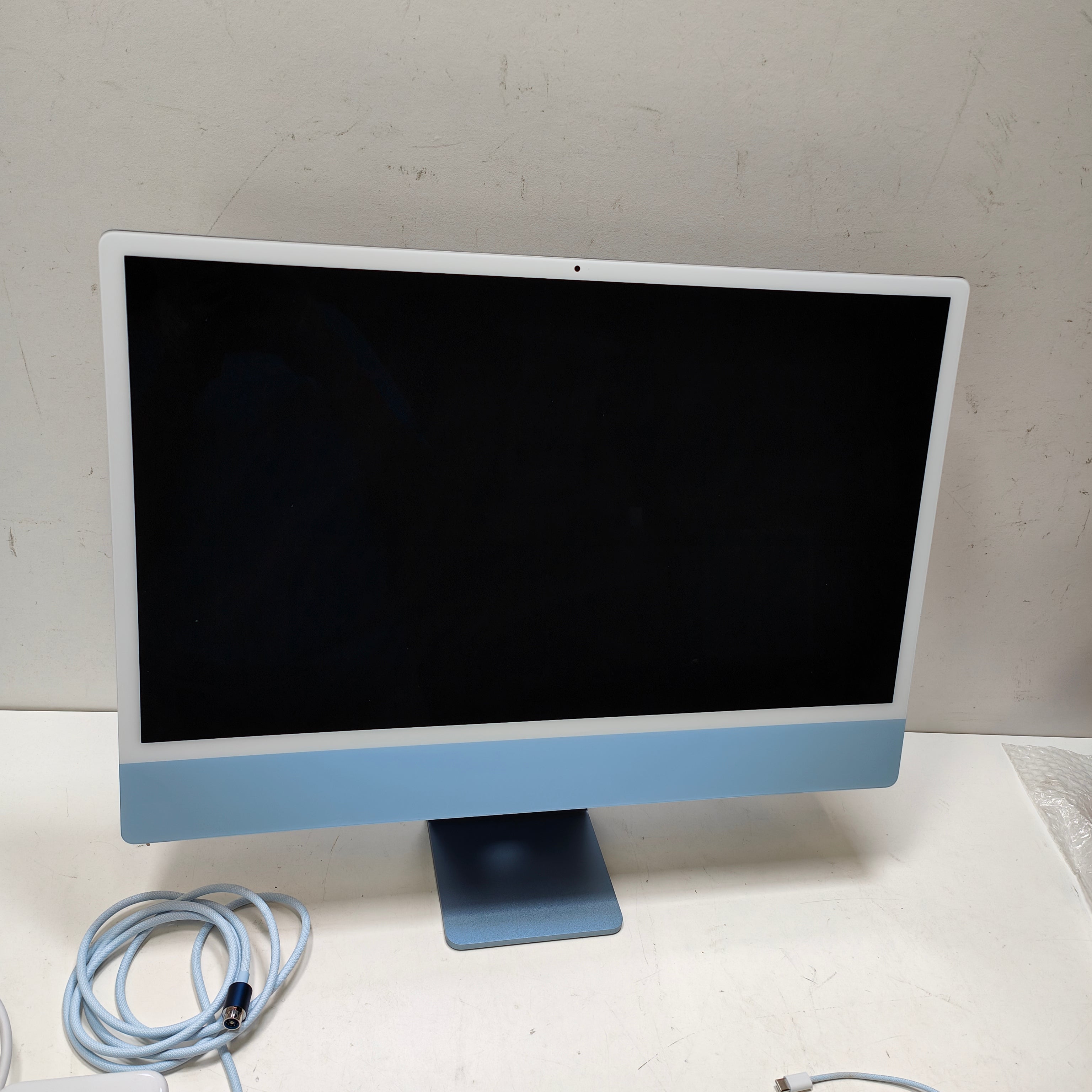 Apple iMac 24" (2023) M3 (8/10) 16GB/256GB Blau QWERTZ